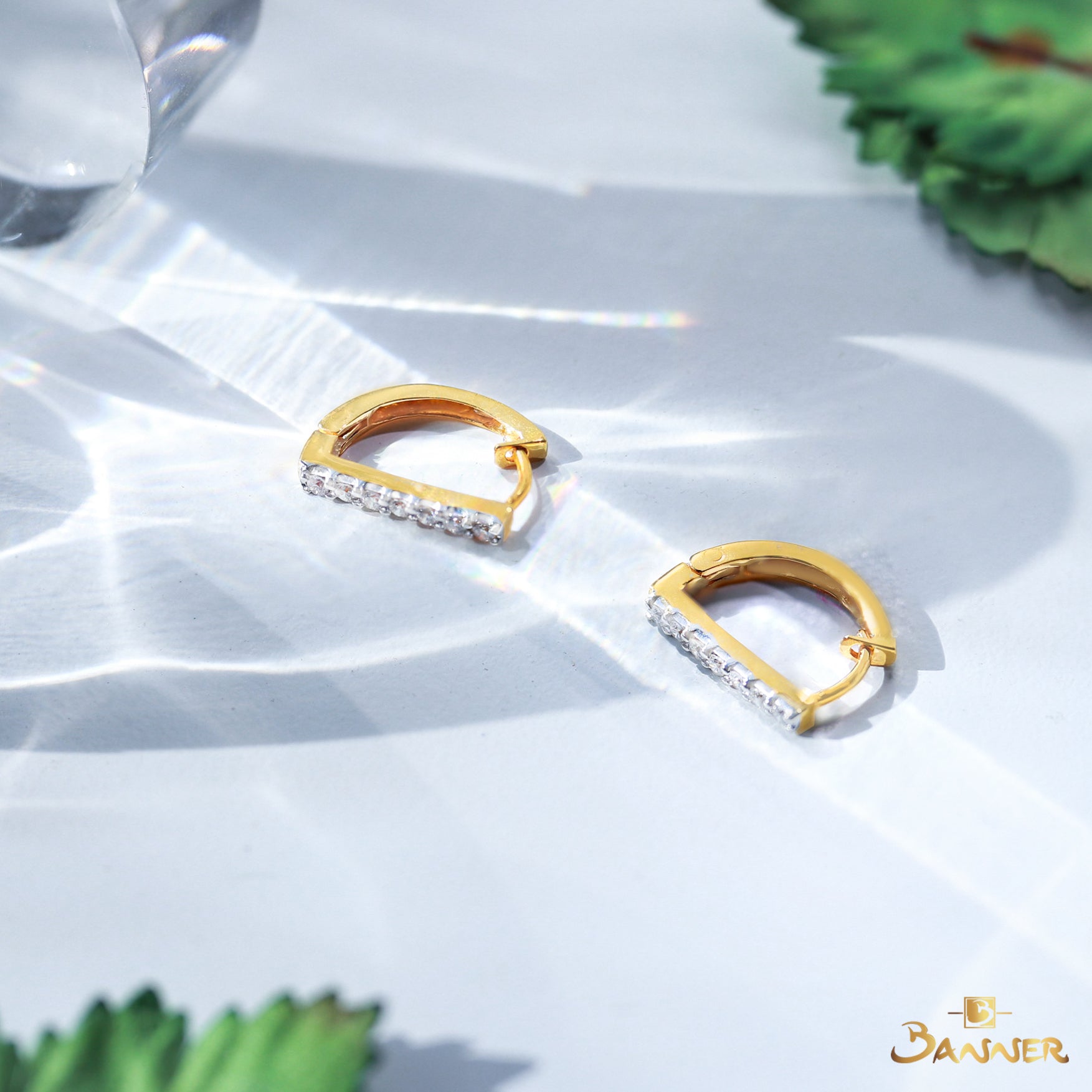 Diamond Bar Huggie Earrings(B)