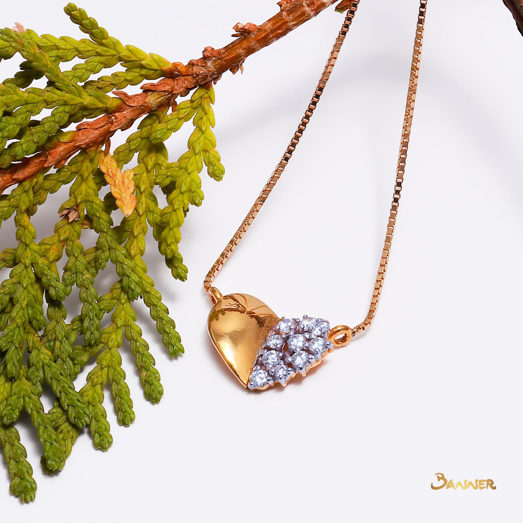 Diamond Love Necklace (0.1 ct. t.w.)