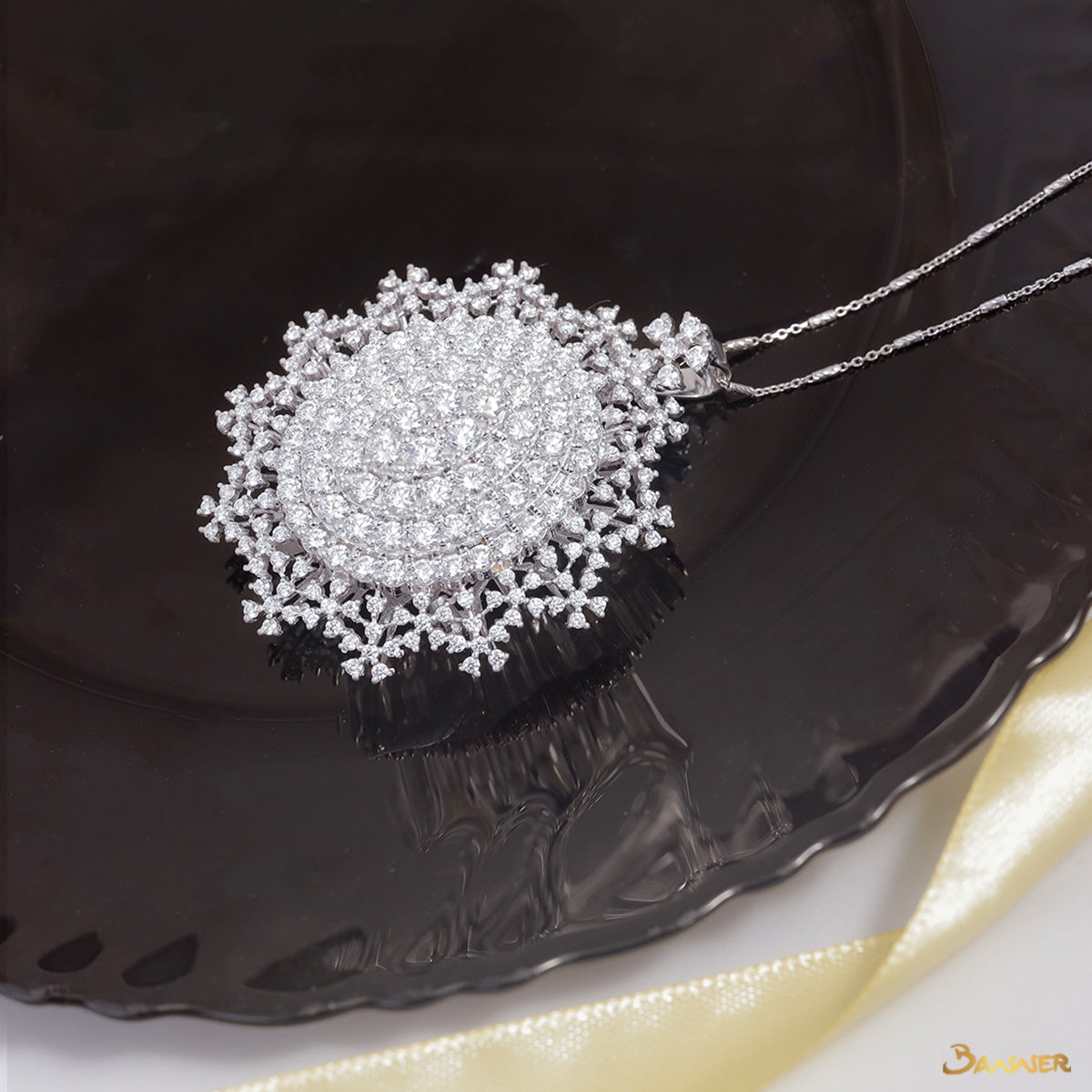 Diamond Floral Pendant/Brooch