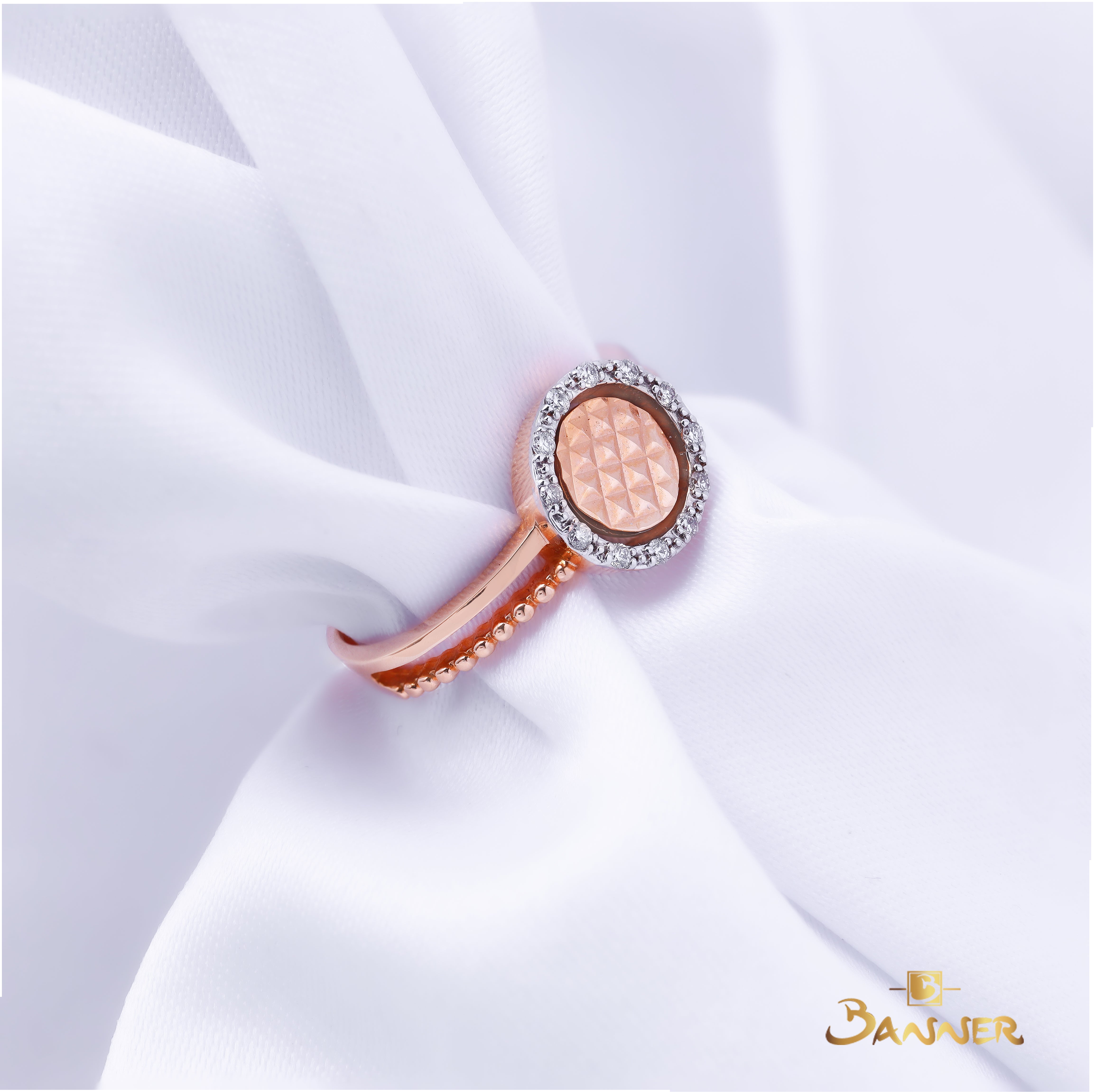 Diamond Circle Ring (0.1 ct. t.w.)