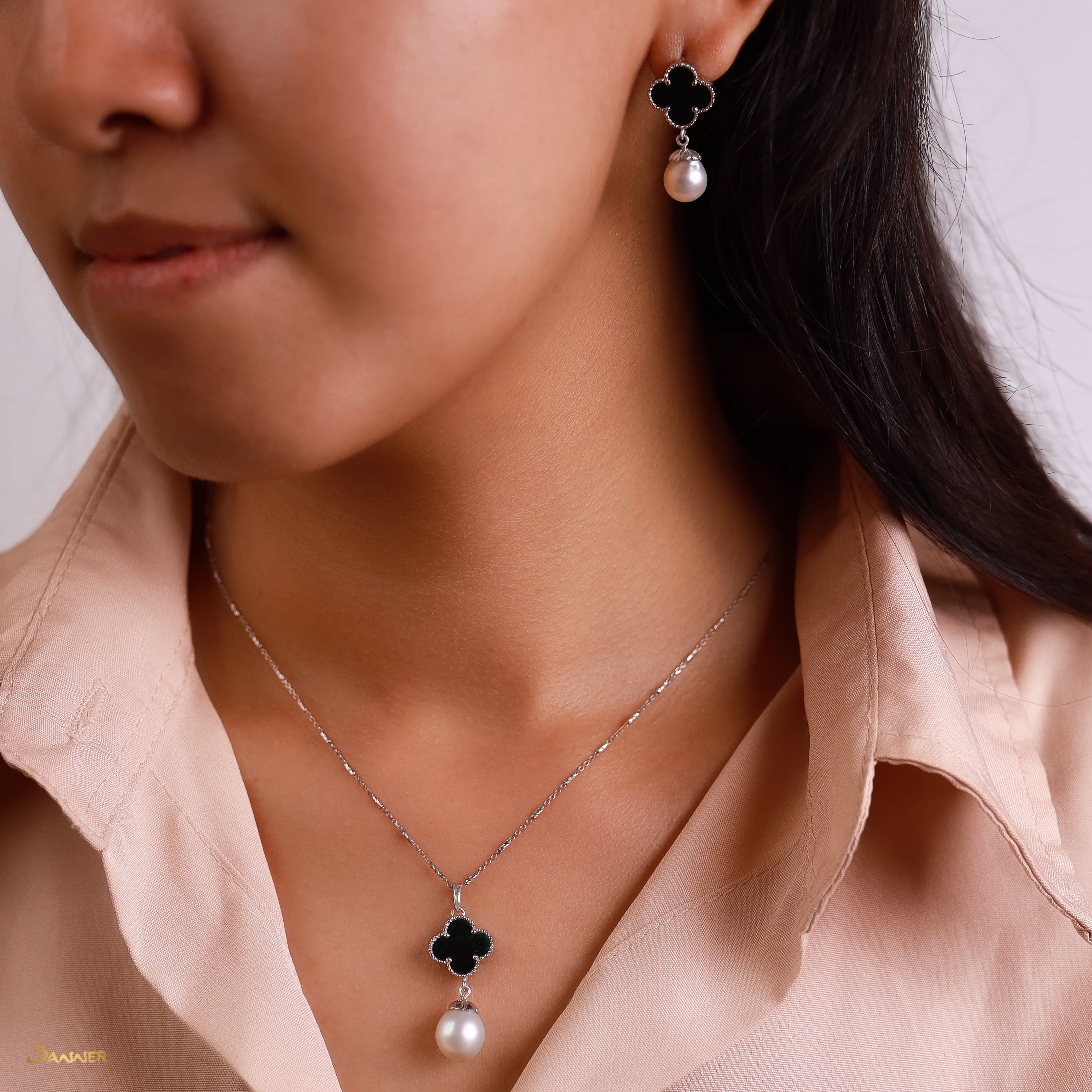 Black Jade and Pearl Clover Dangle Set