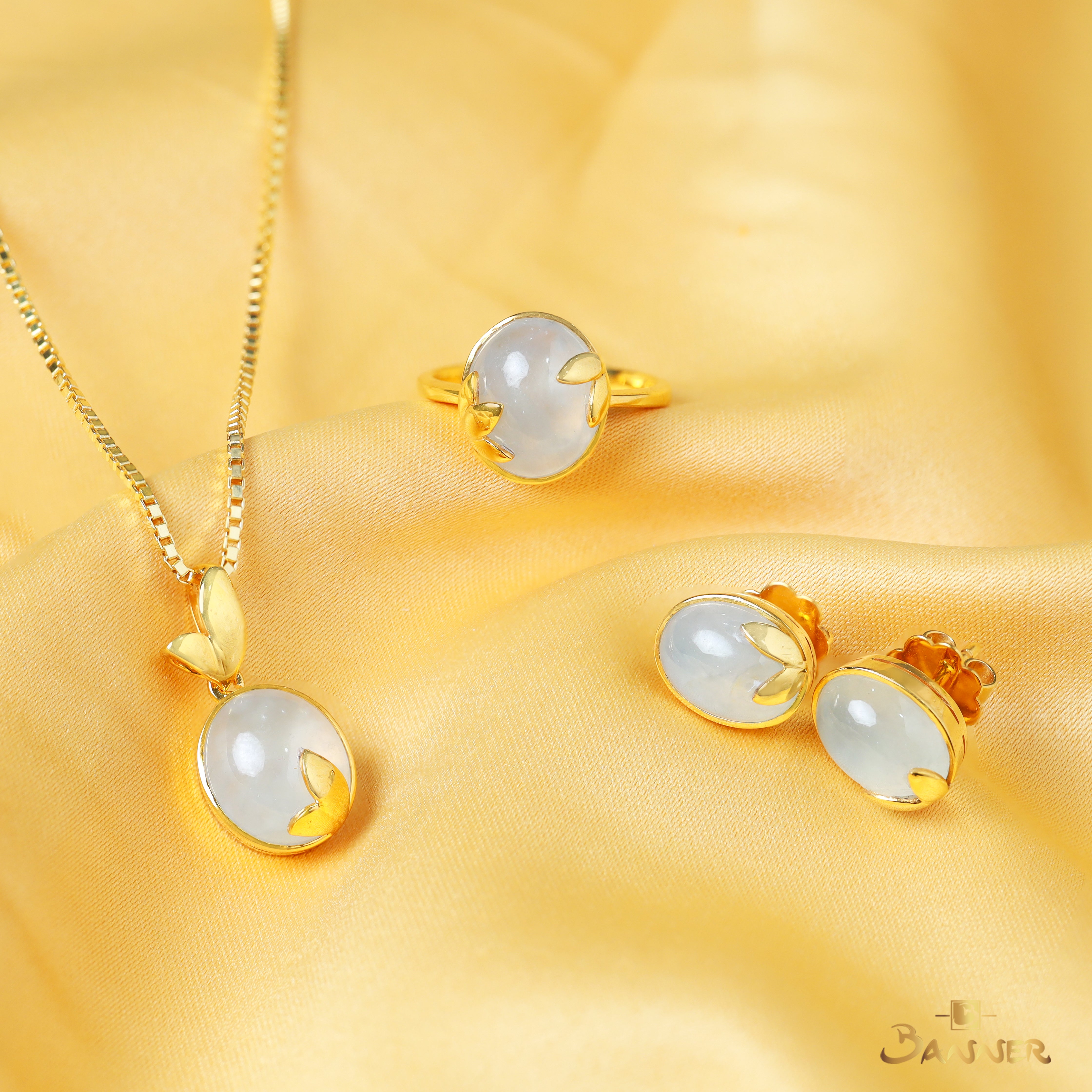 White Jade Olive Set