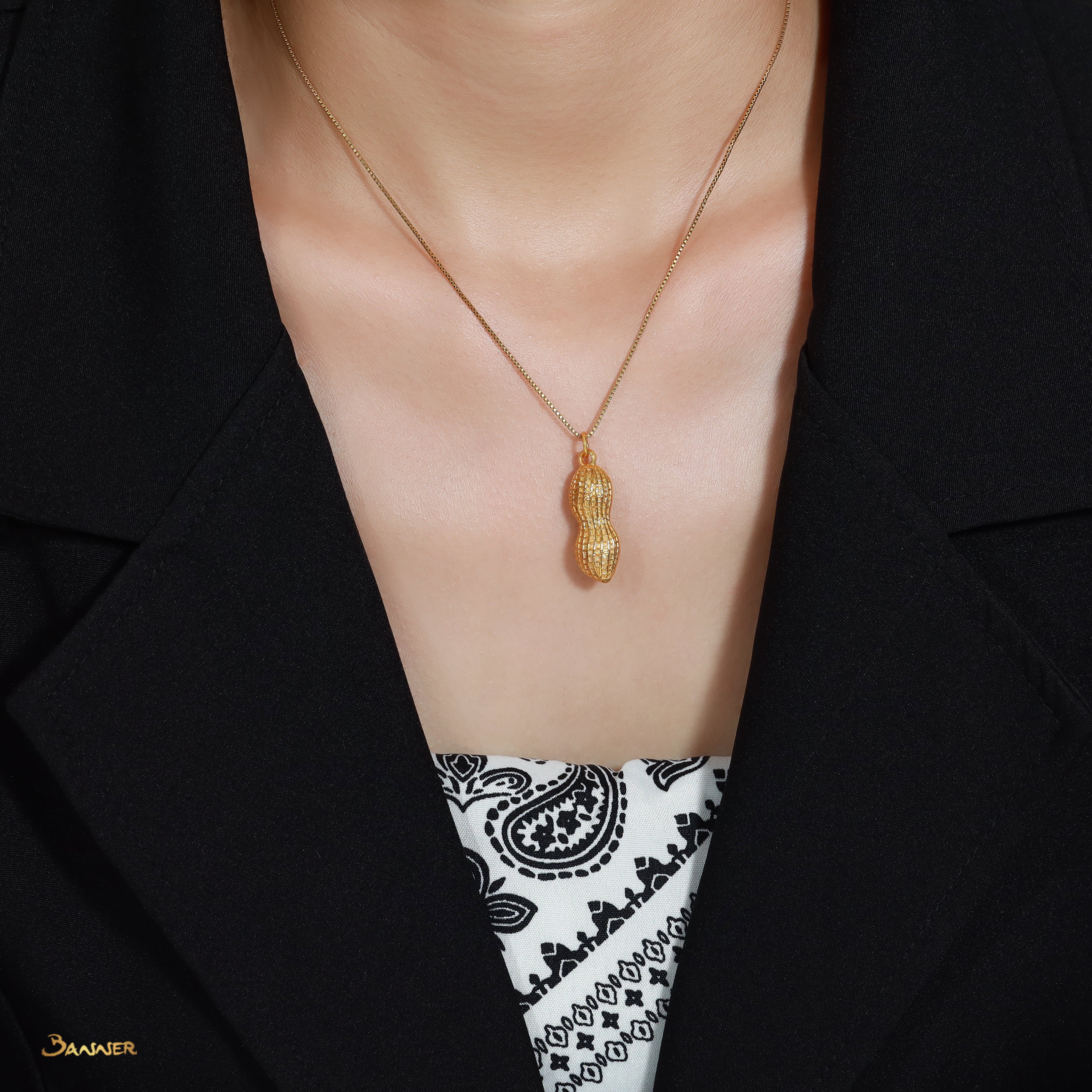 18k Yellow Gold Peanuts Pendant