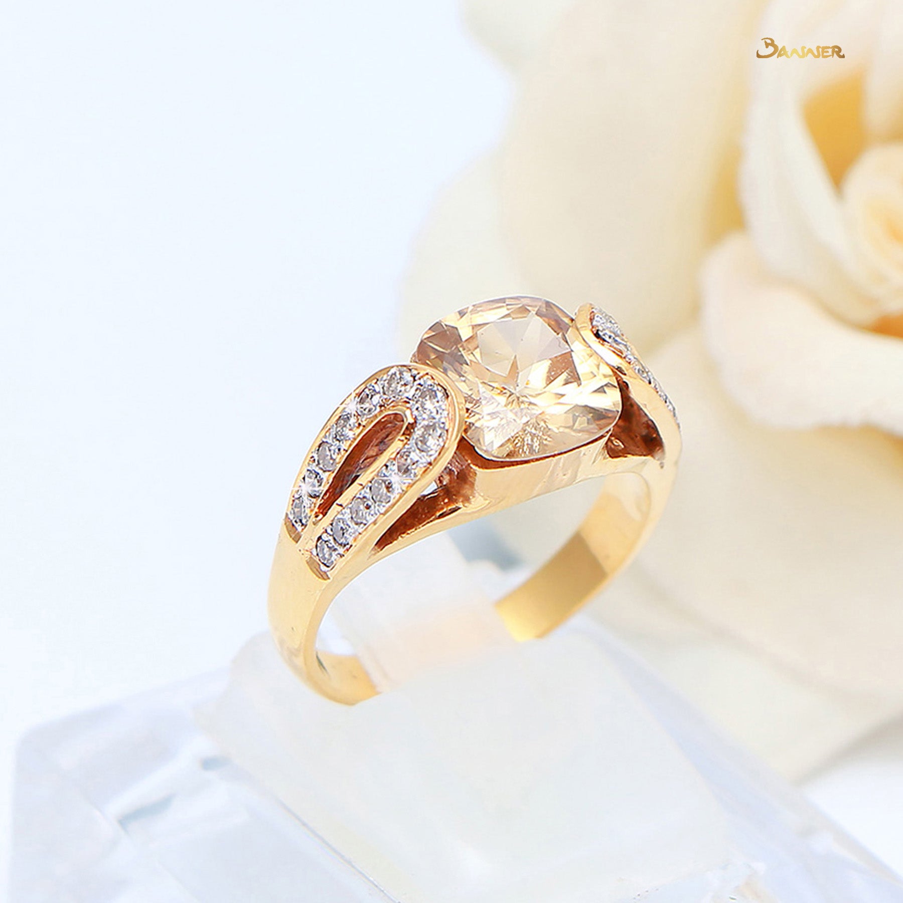 Zircon and Diamond Ring