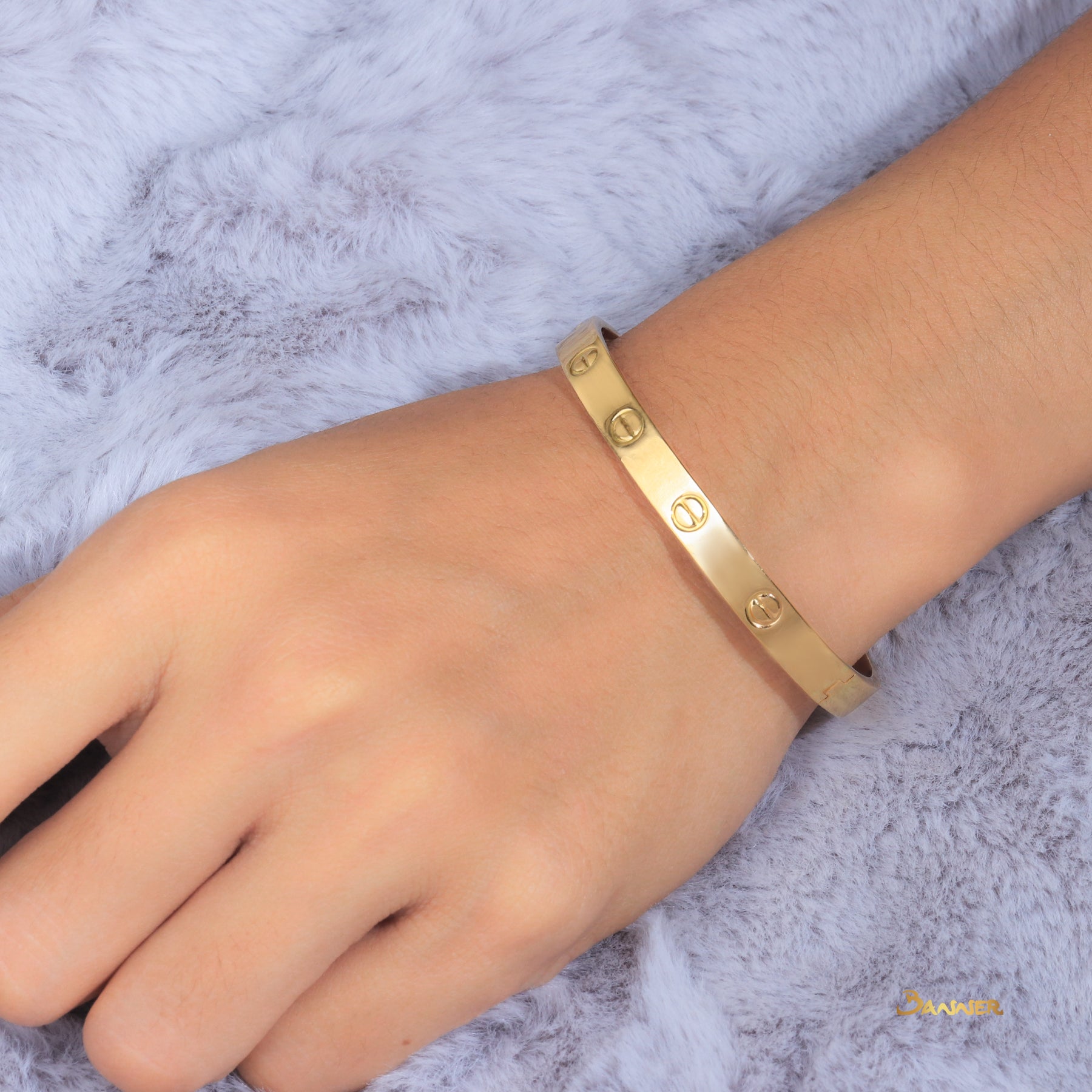 18k Yellow Gold Cartier Bracelet ( 16" , 17" & 19" )