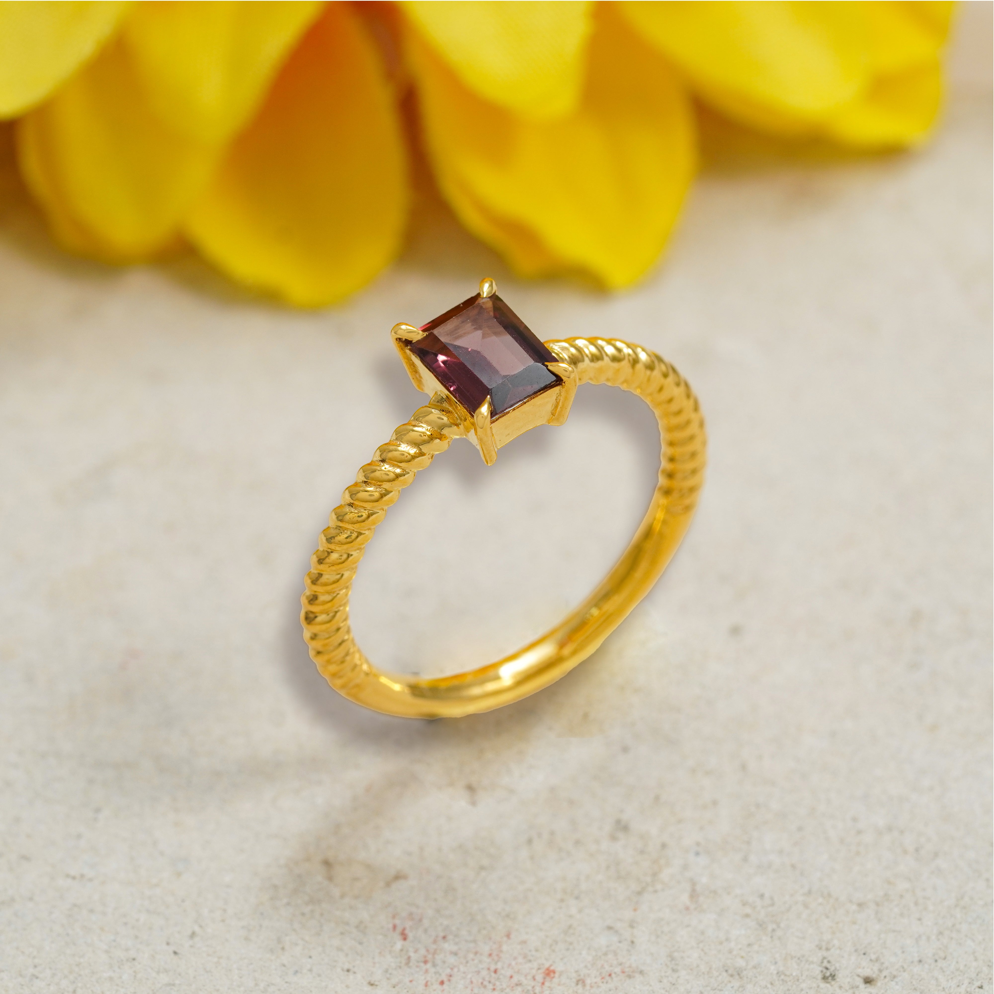 Coffee-Color Spinel Spiral Ring