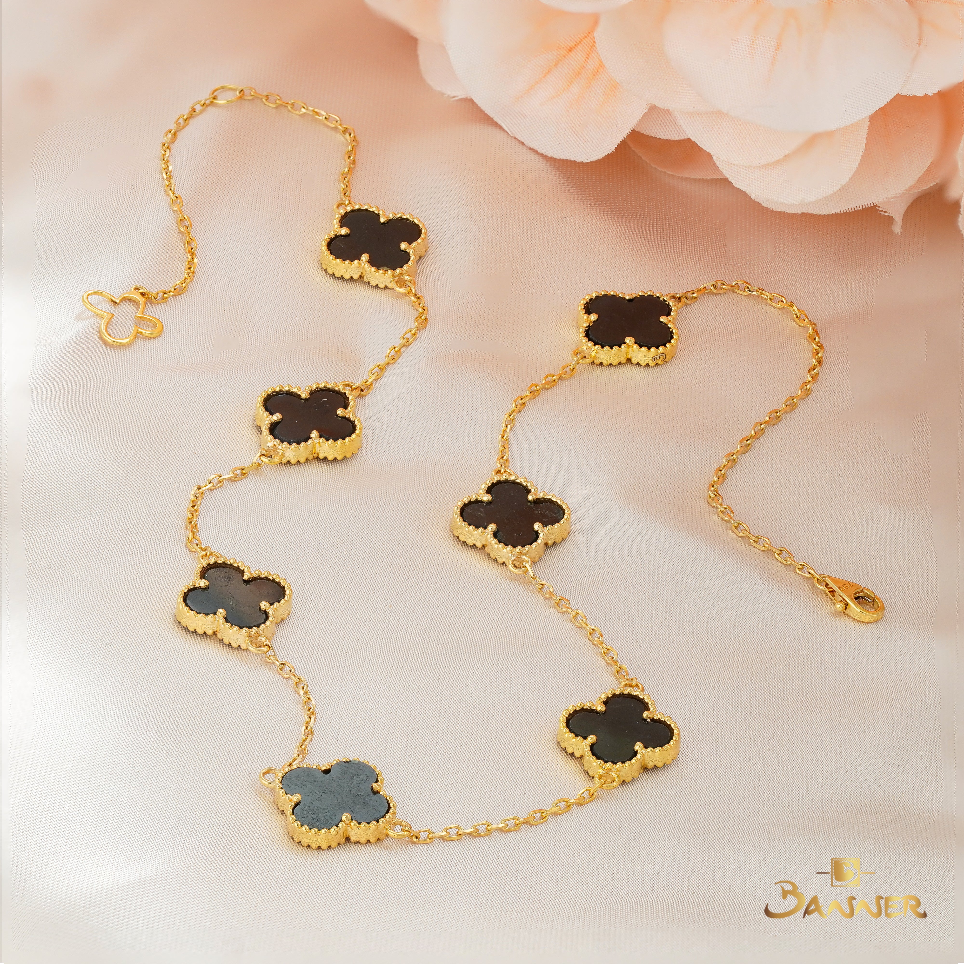 Black Jade Clover Necklace