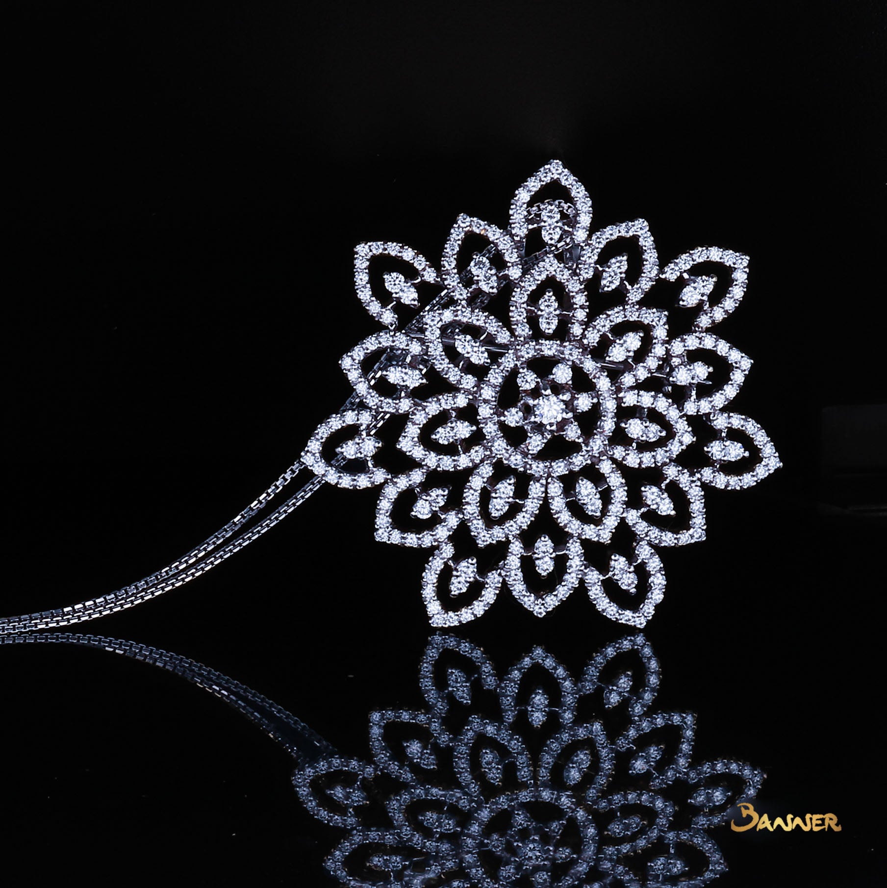 Diamond Floral Pendant/ Brooch (0.09 ct. Middle Diamond, 3.35 ct. t.w.)