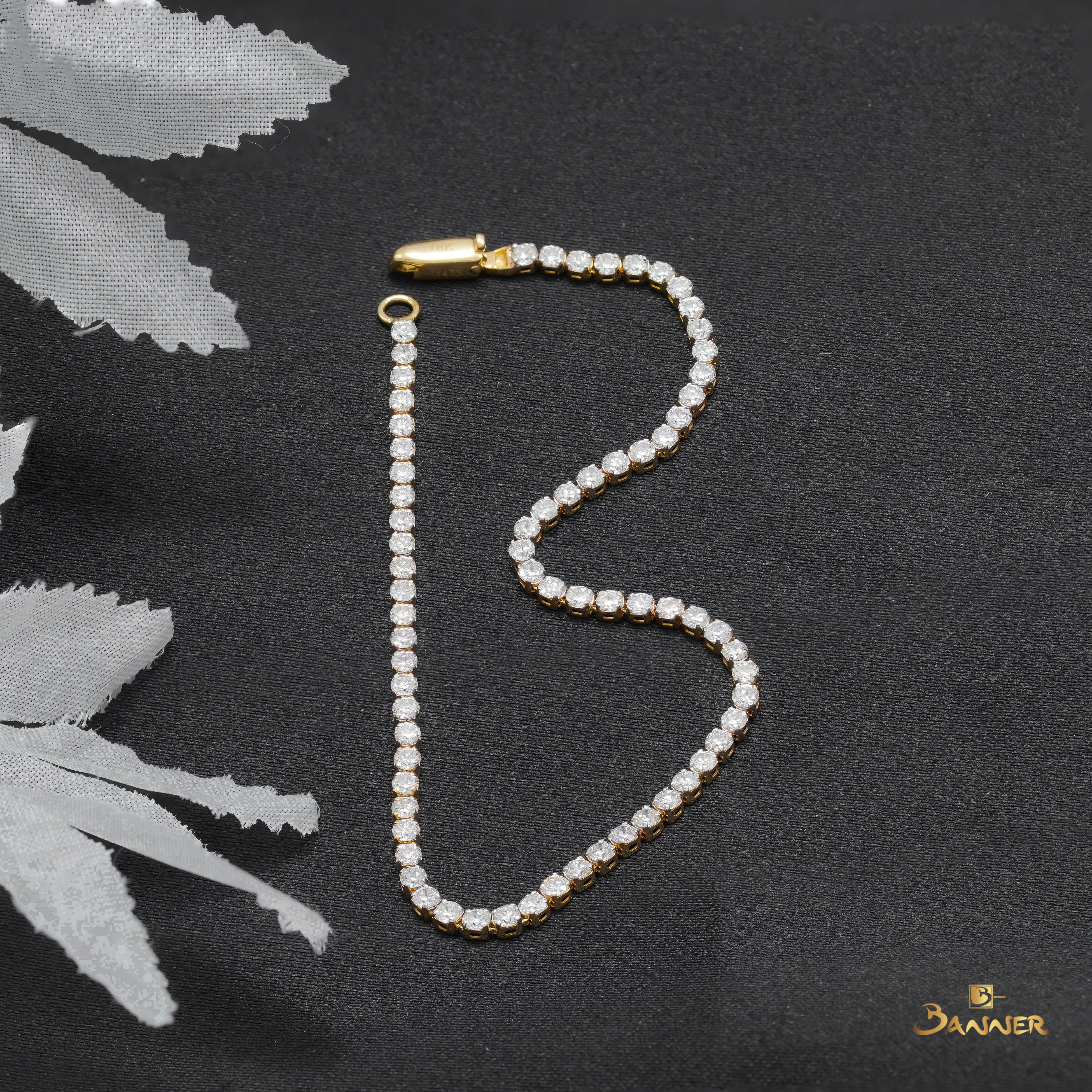 Diamond Tennis Bracelet (Yellow Gold)