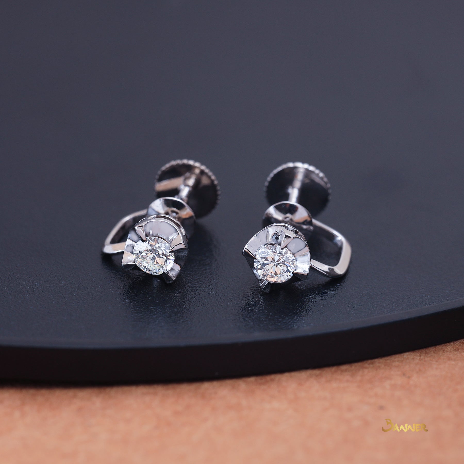 Diamond Floral Earrings ( T.w 0.6 cts )