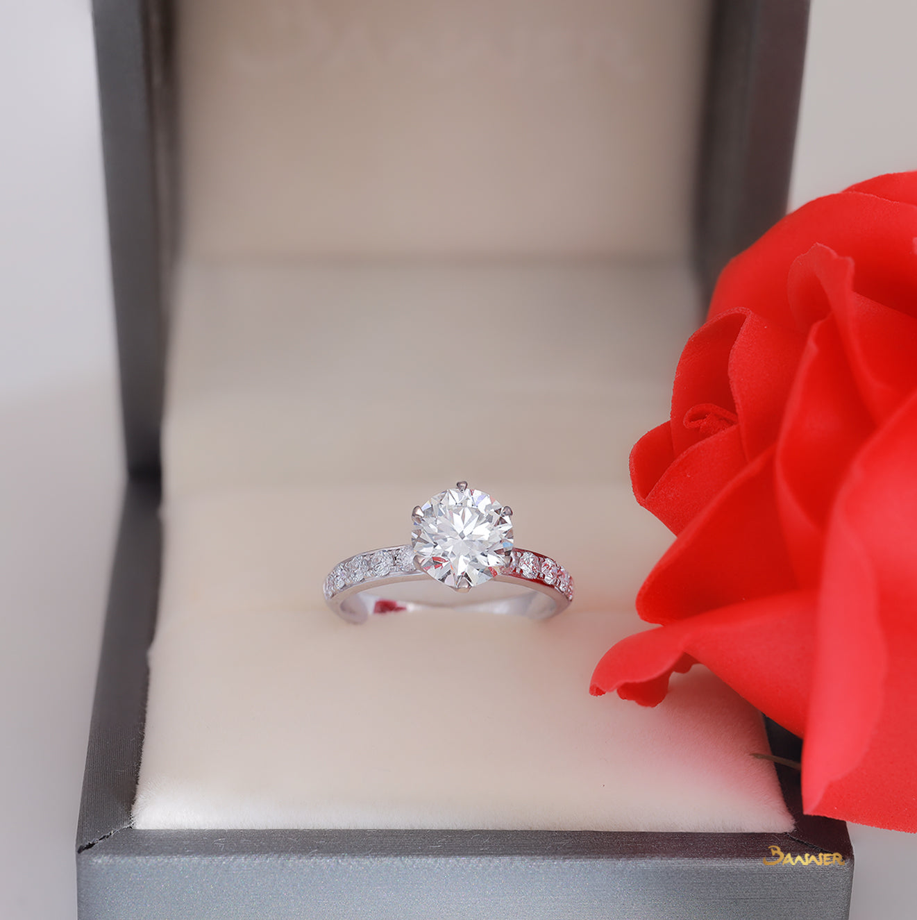 Diamond GIA 2.01 carats Ring