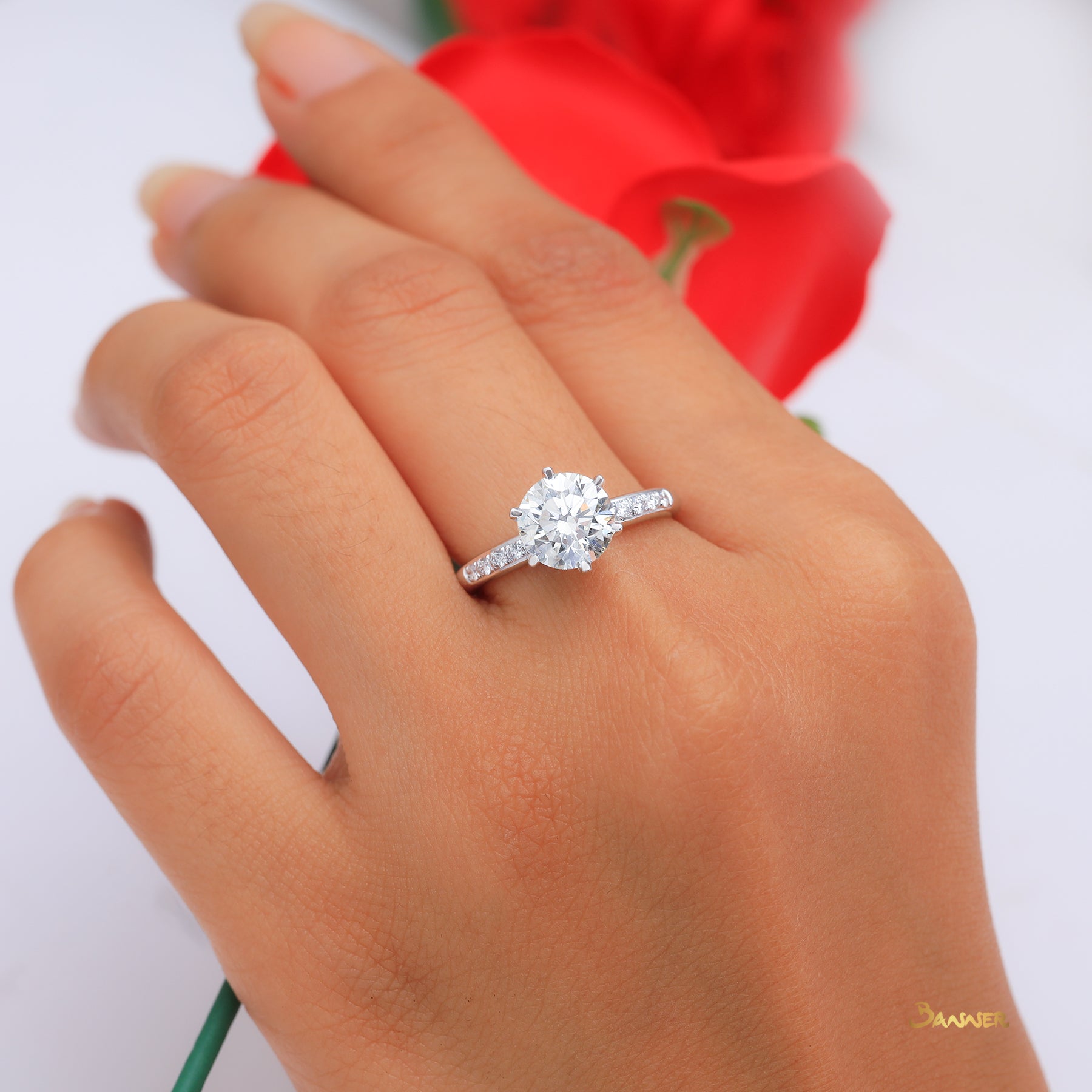 Diamond Classic Female Ring