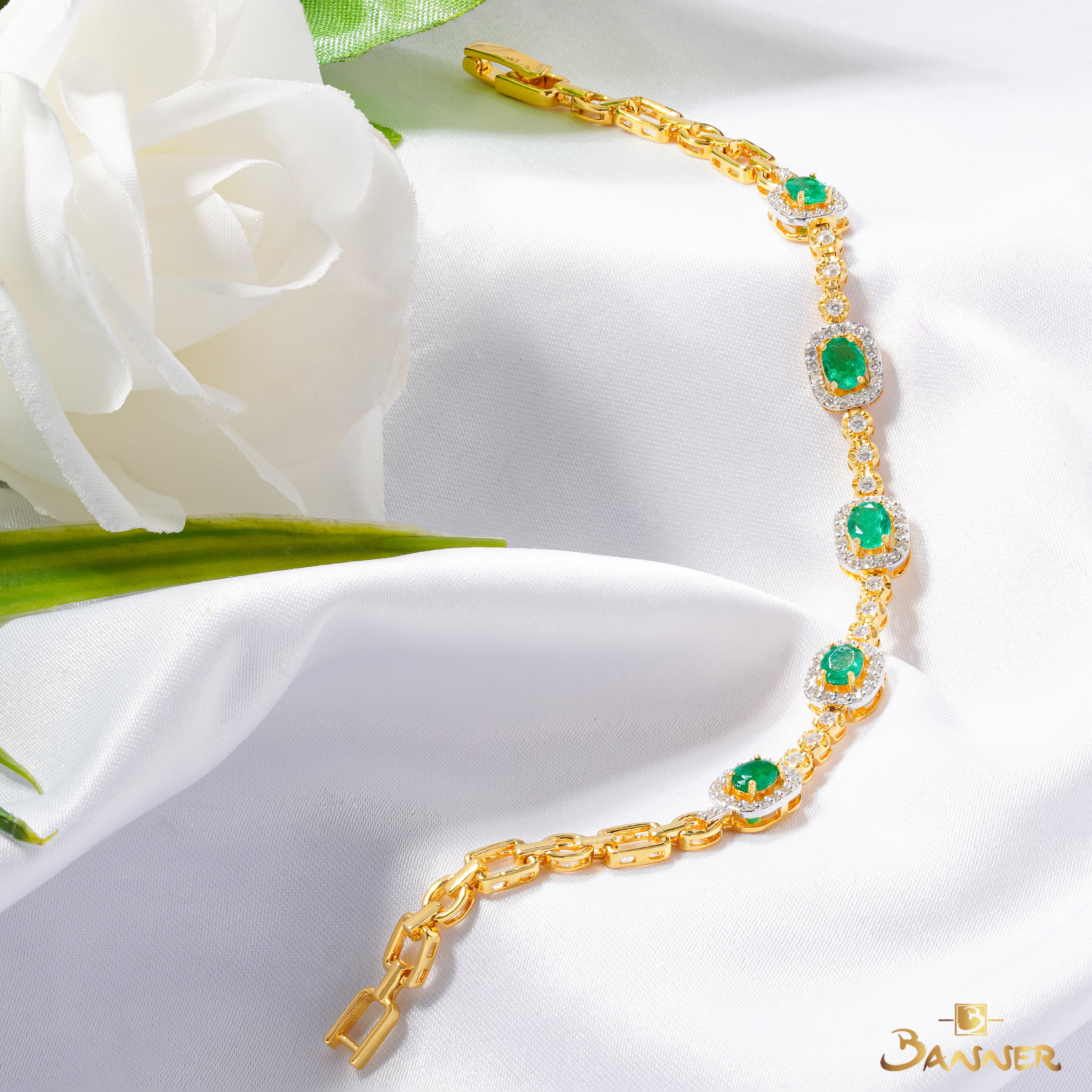 Columbia Emerald and Diamond Halo Bracelet