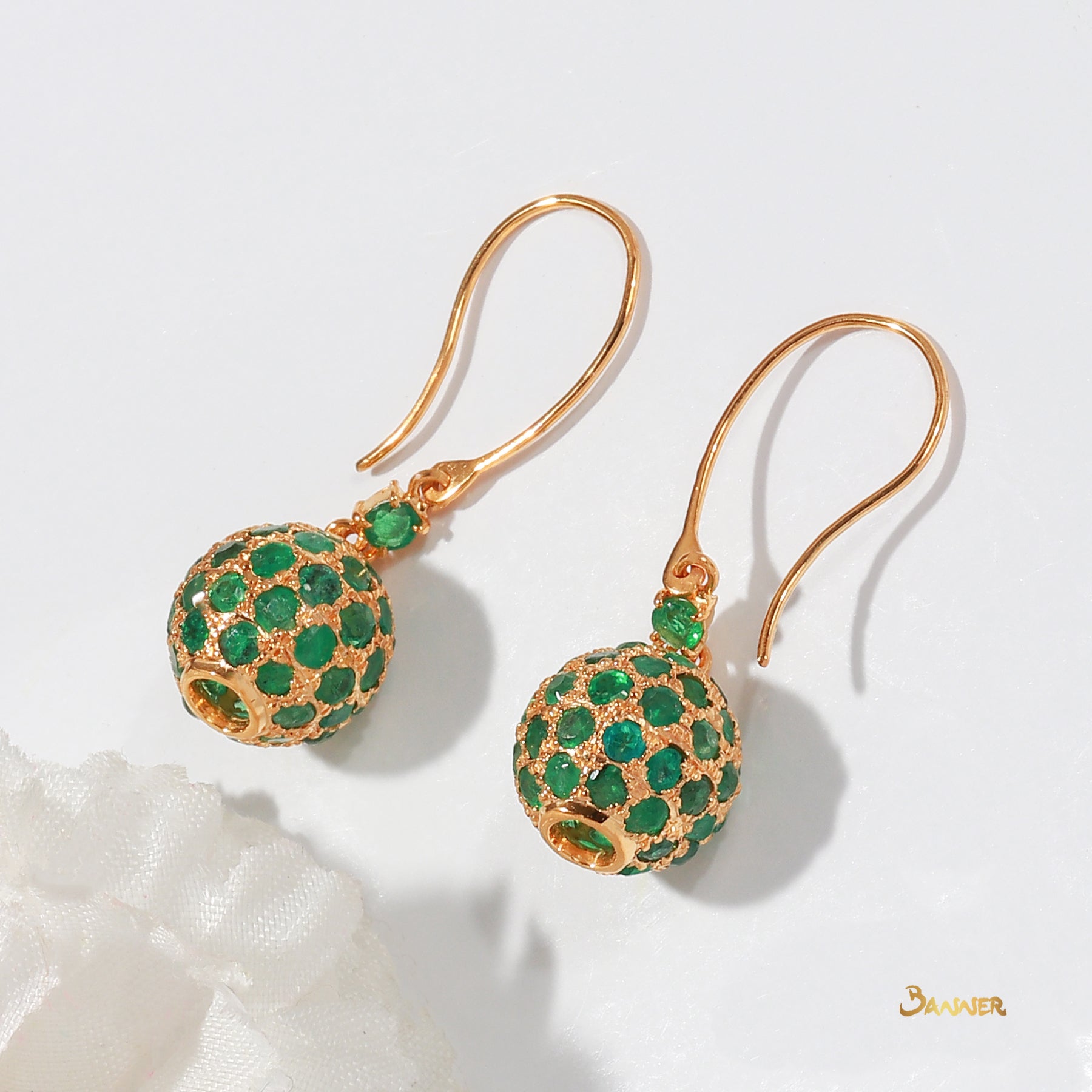 Emerald Baw Lone Earrings