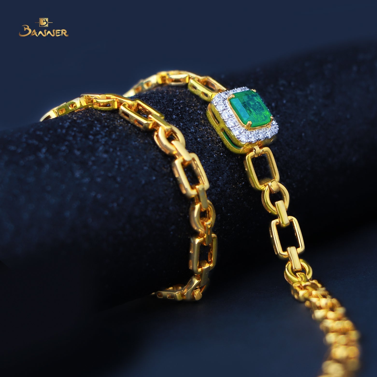 Columbian Emerald and Diamond Halo Choker