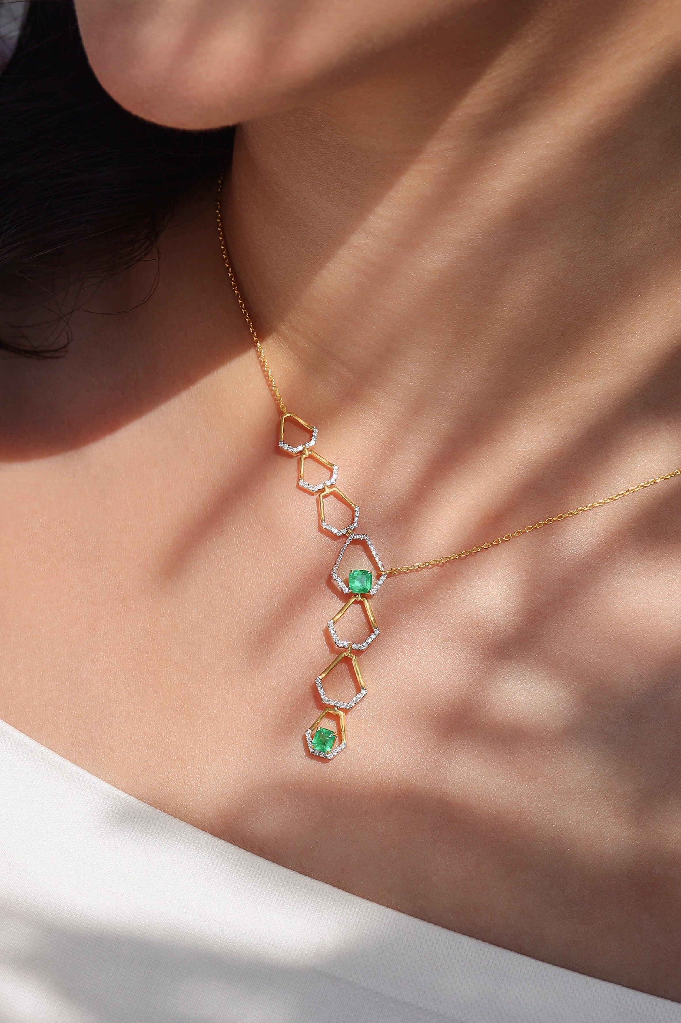 Emerald and Diamond Vertex Dangle Necklace