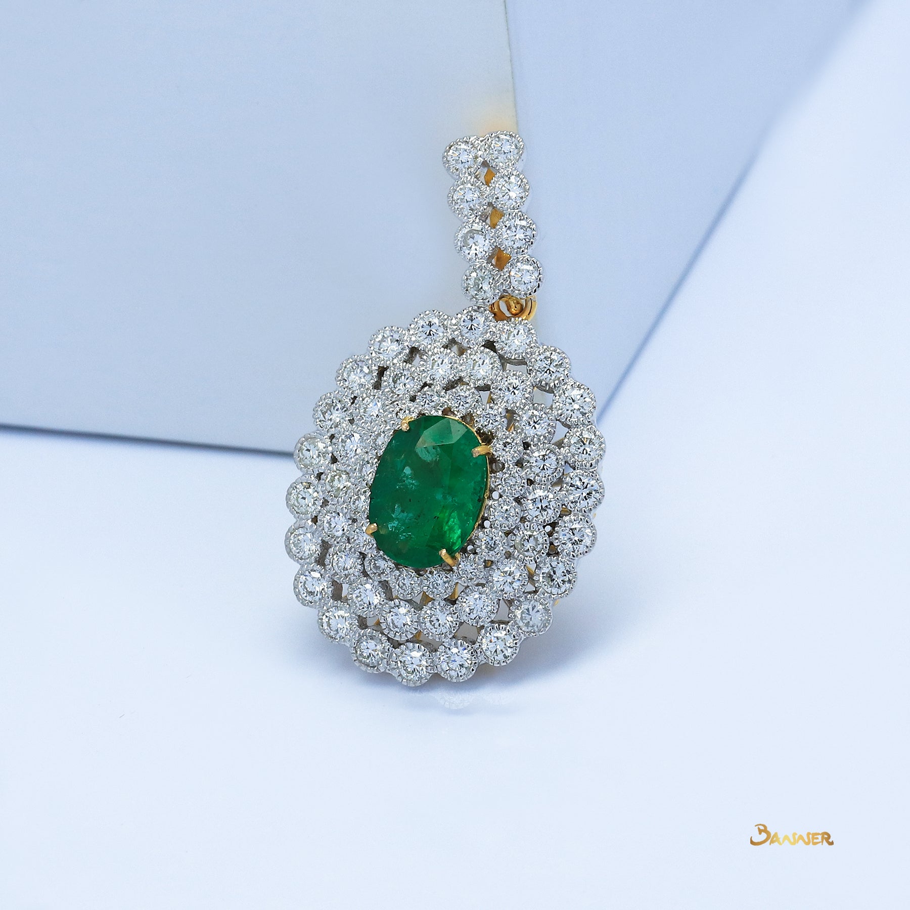 Emerald and Diamond Vintage Design Halo Set