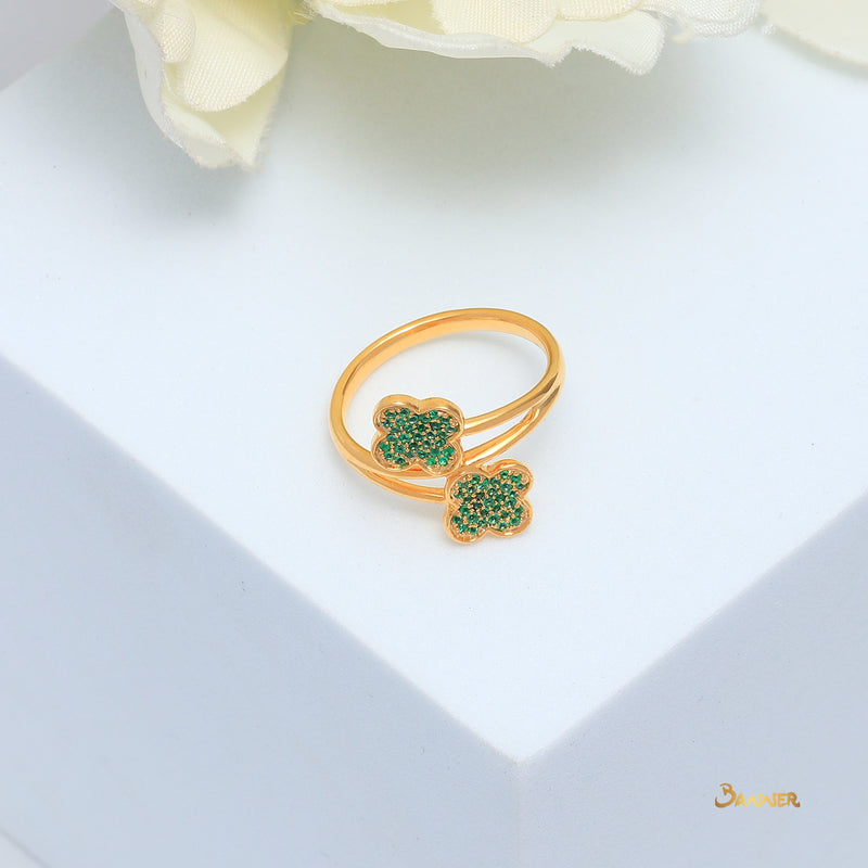 Emerald 2 Clover Ring