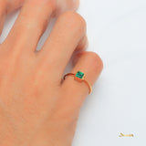 Emerald emerald-cut Solitaire Ring
