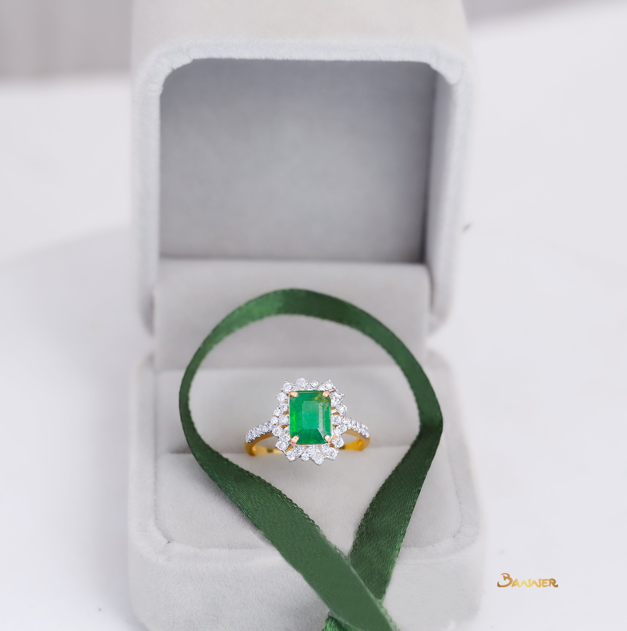 Emerald and Diamond Abstract Set