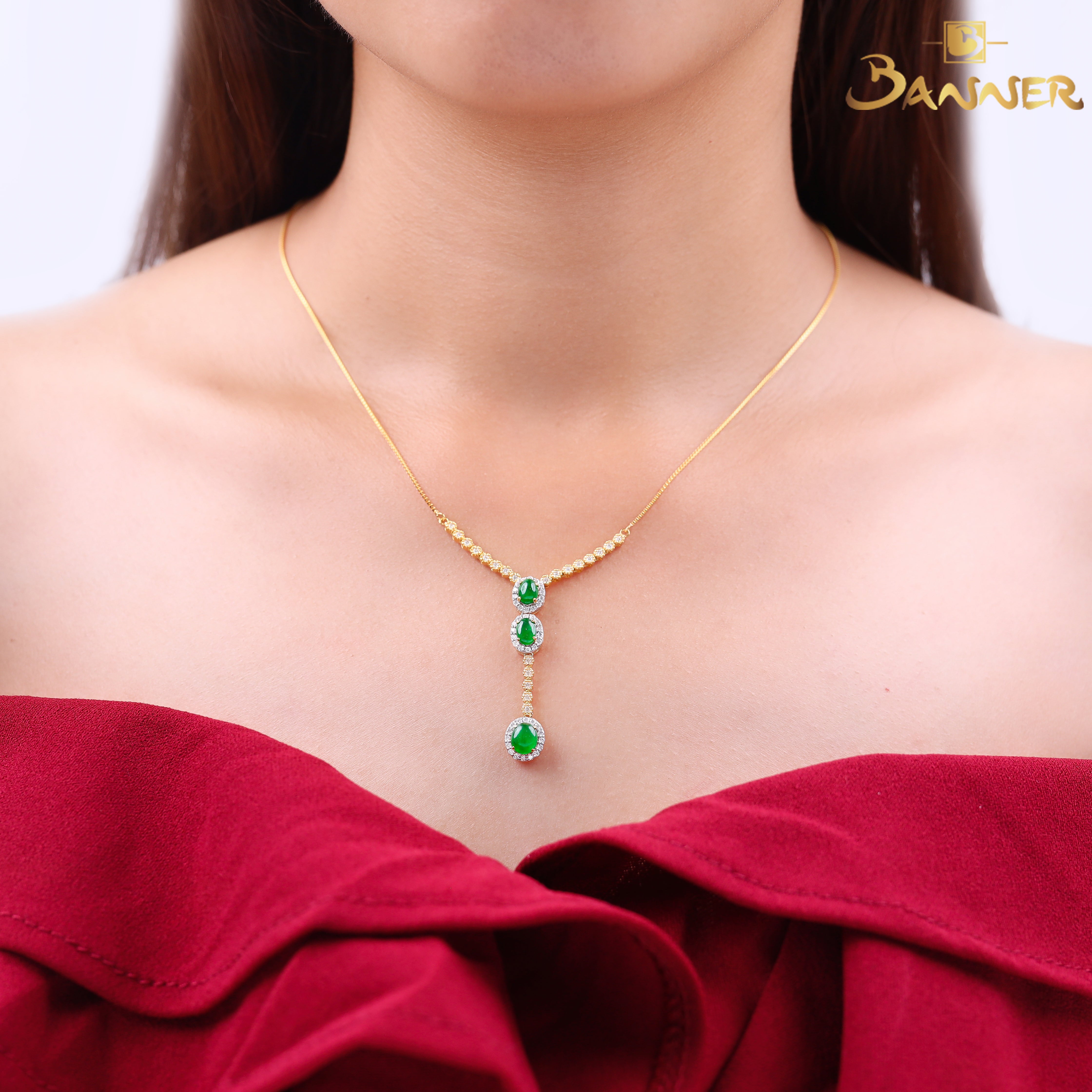 Jade and Diamond 3-step Halo Necklace