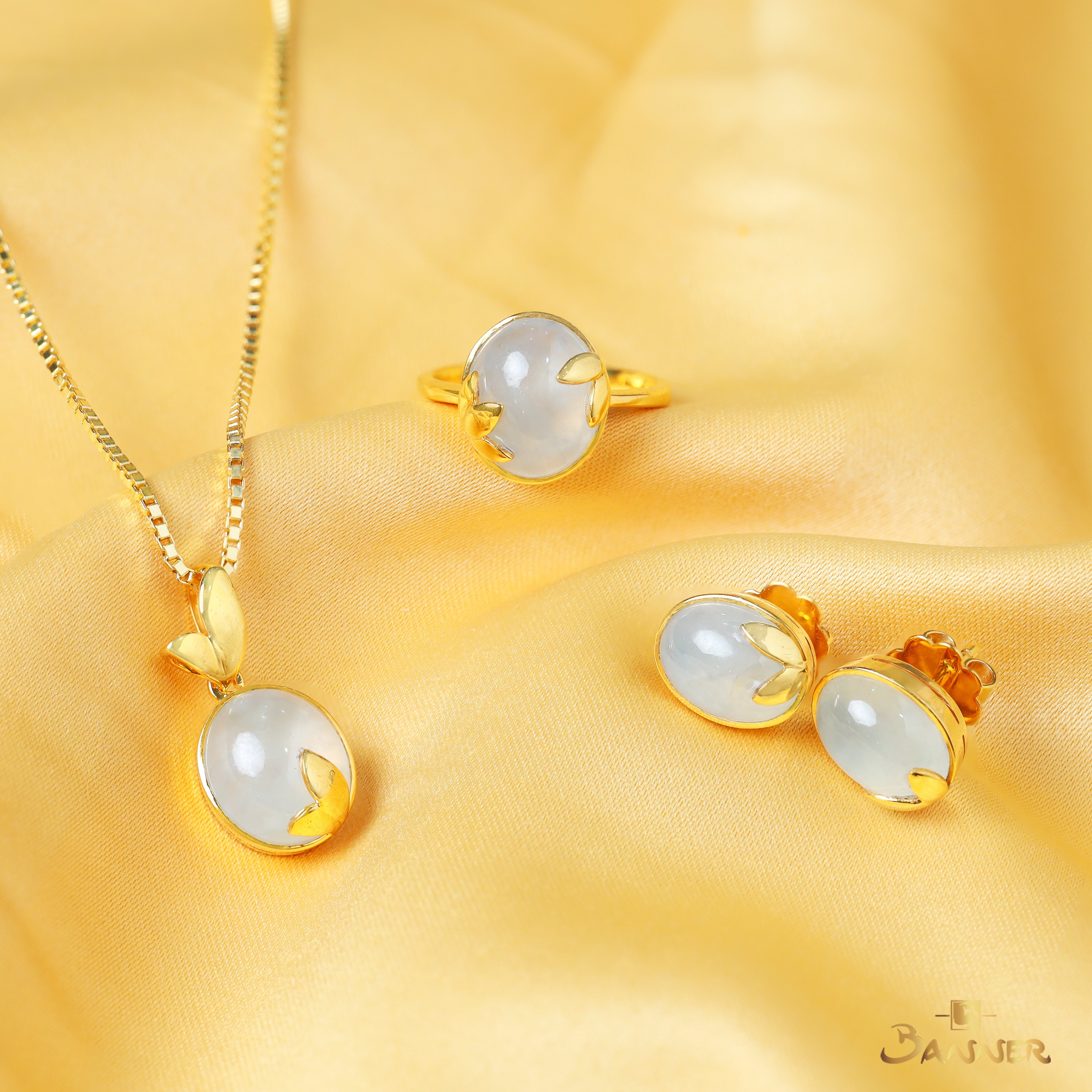 White Jade Olive Set