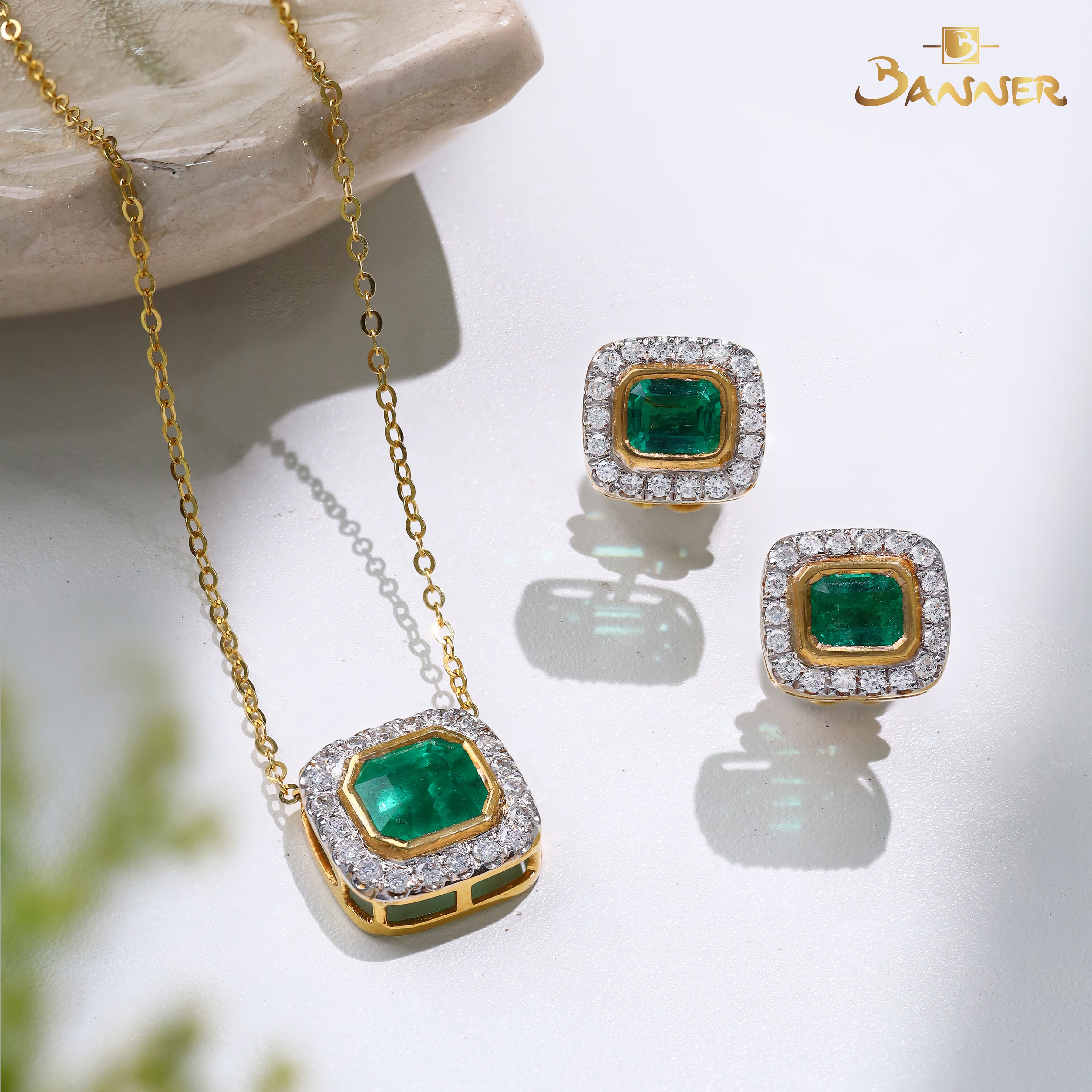 Columbia Emerald and Diamond Halo Set