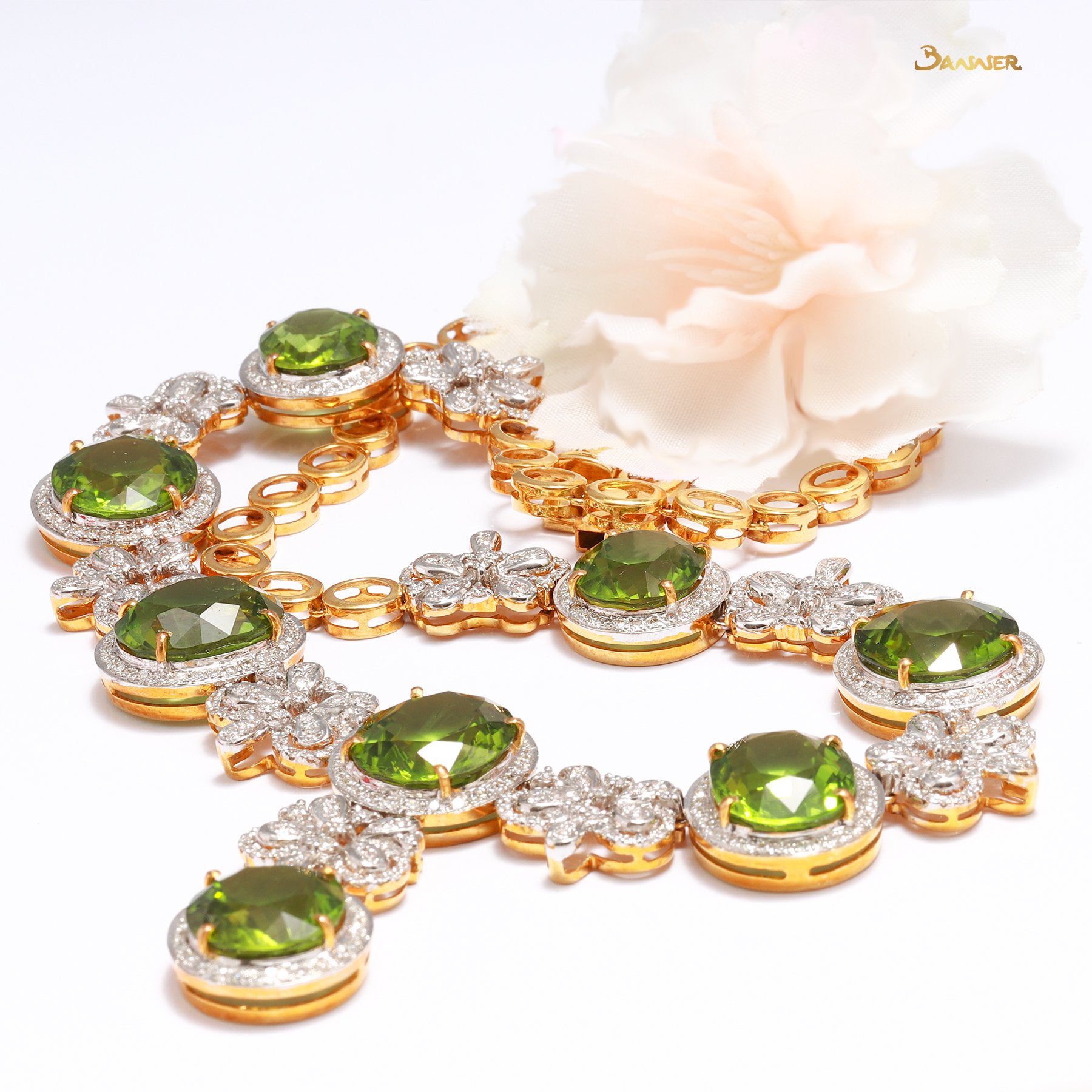 Peridot and Diamond Elegant Necklace