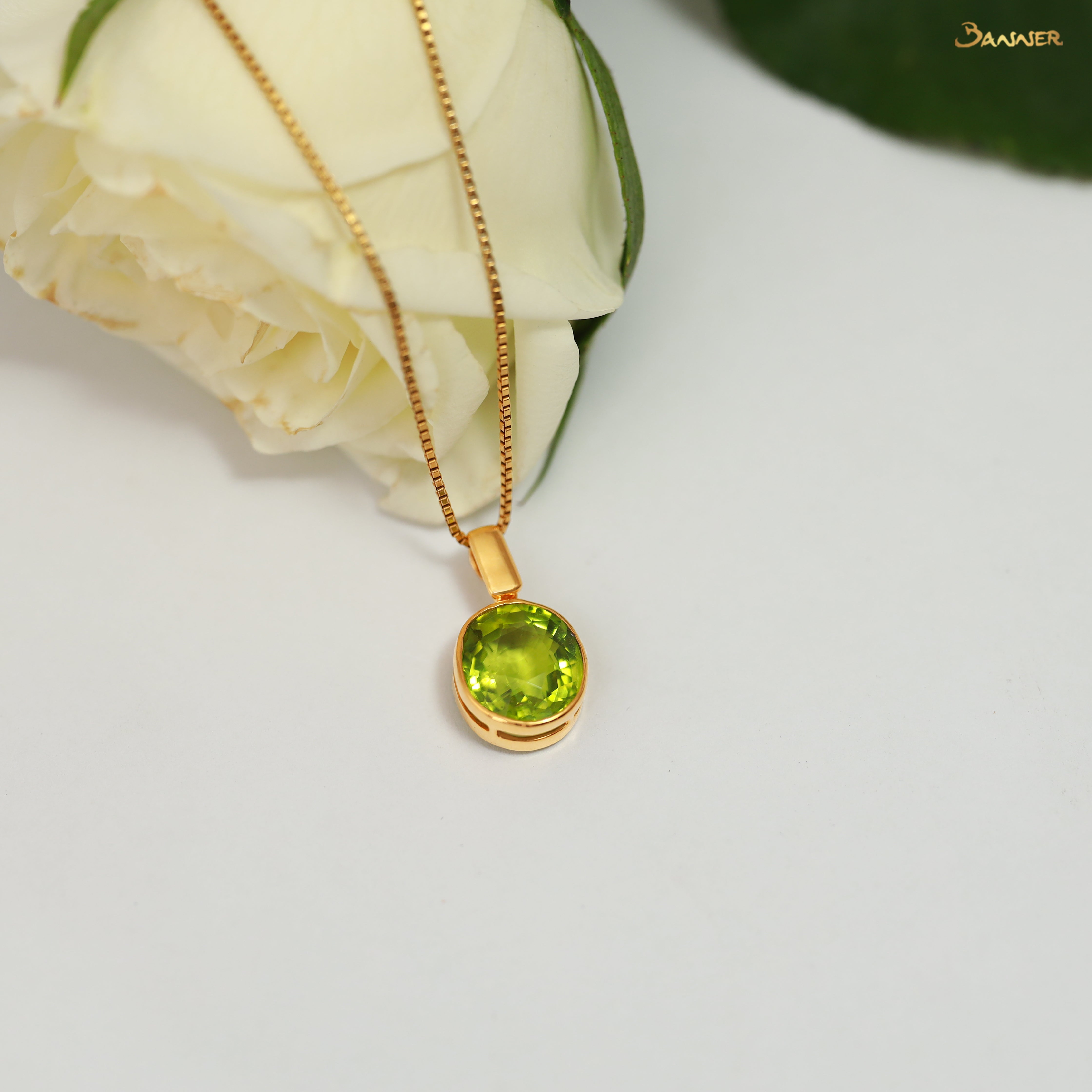 Peridot Solitaire Pendant