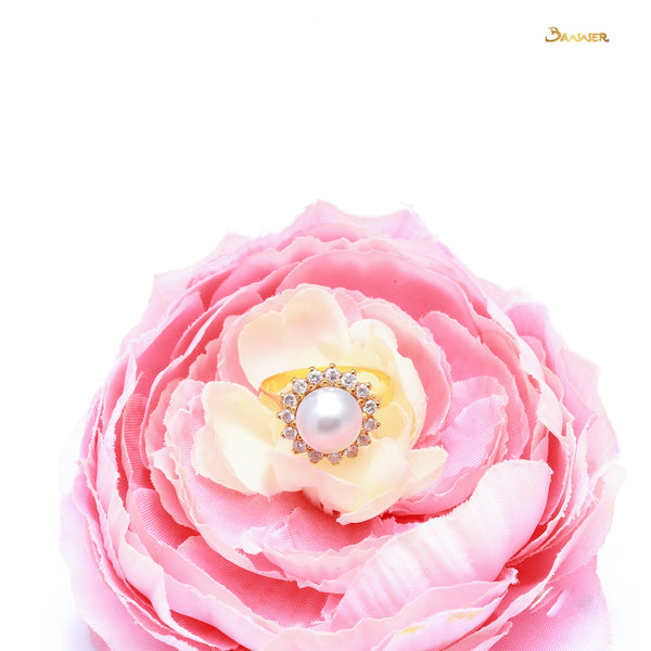 South Sea Pearl and Diamond Sunflower Ring