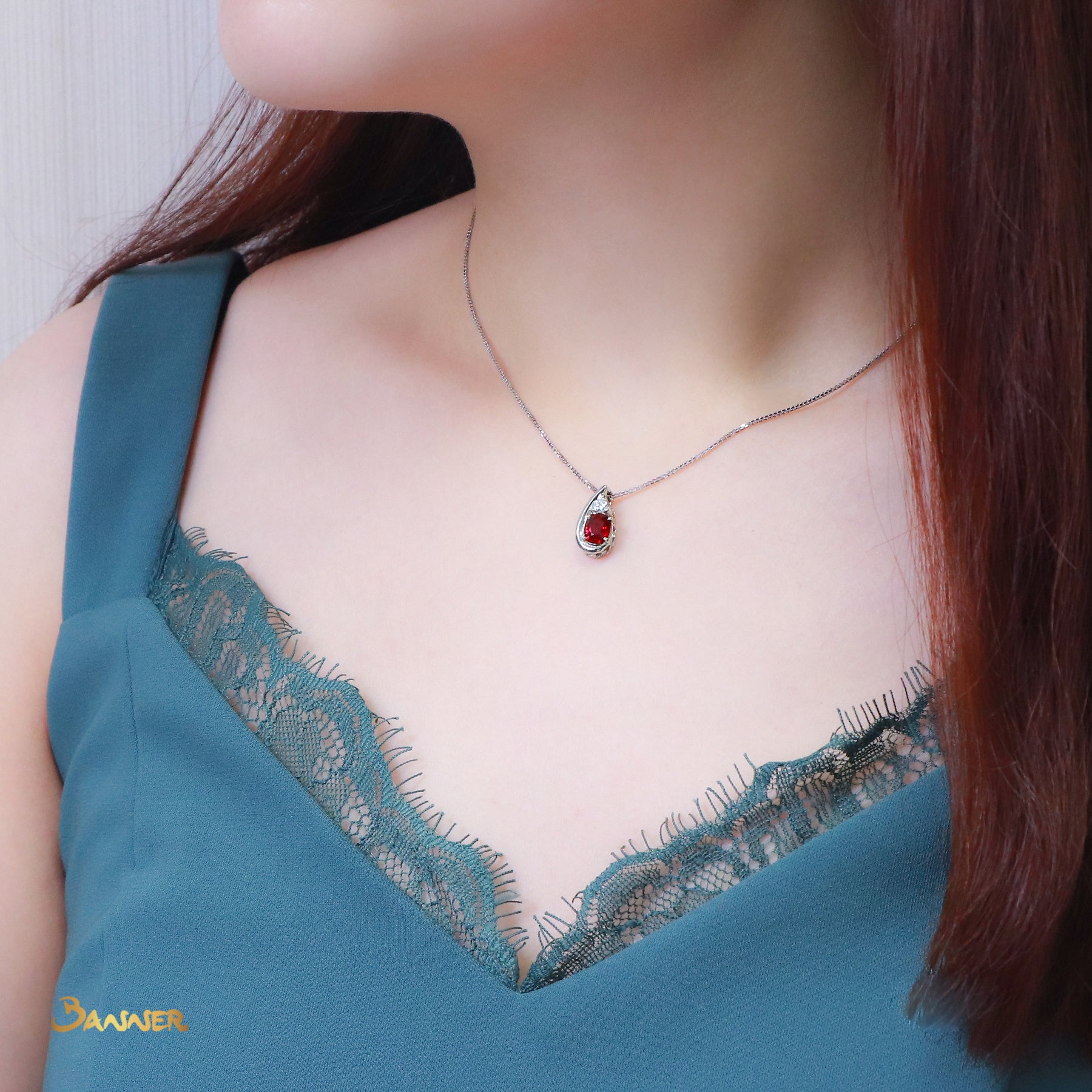 Pigeon's Blood Ruby and Diamond Pendant (Mogok Ruby 1.15 carats)