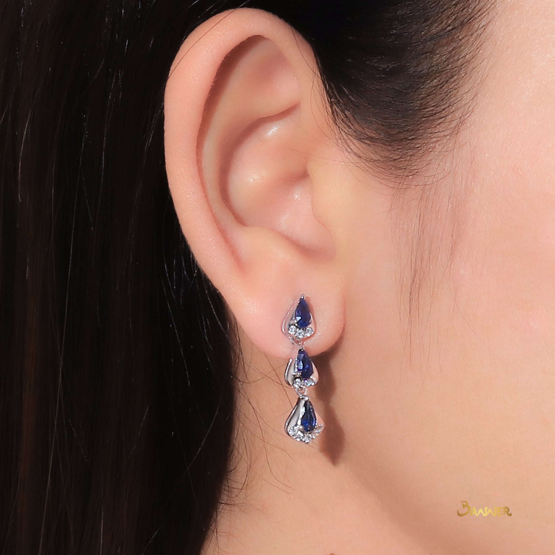 Pear-shaped Sapphire and Diamond 3-step Set