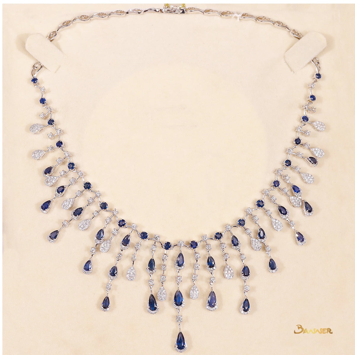 Drop-shaped Sapphire and Diamond Elegant Necklace