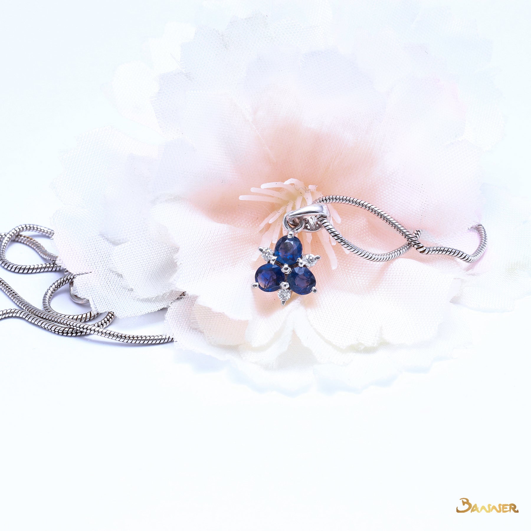 Sapphire and Diamond Hnin-Pwint Pendant