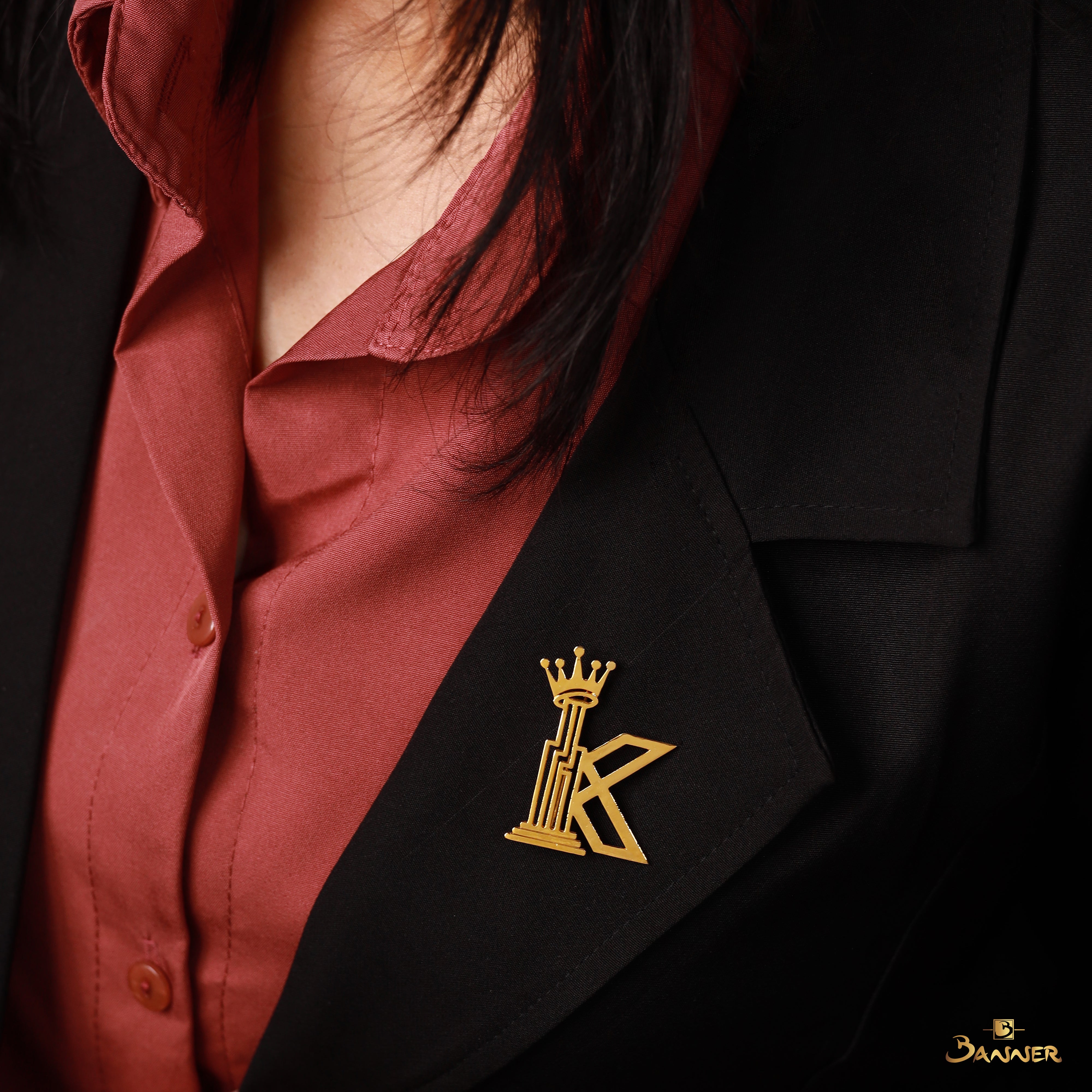 K Symbol Crown Brooch