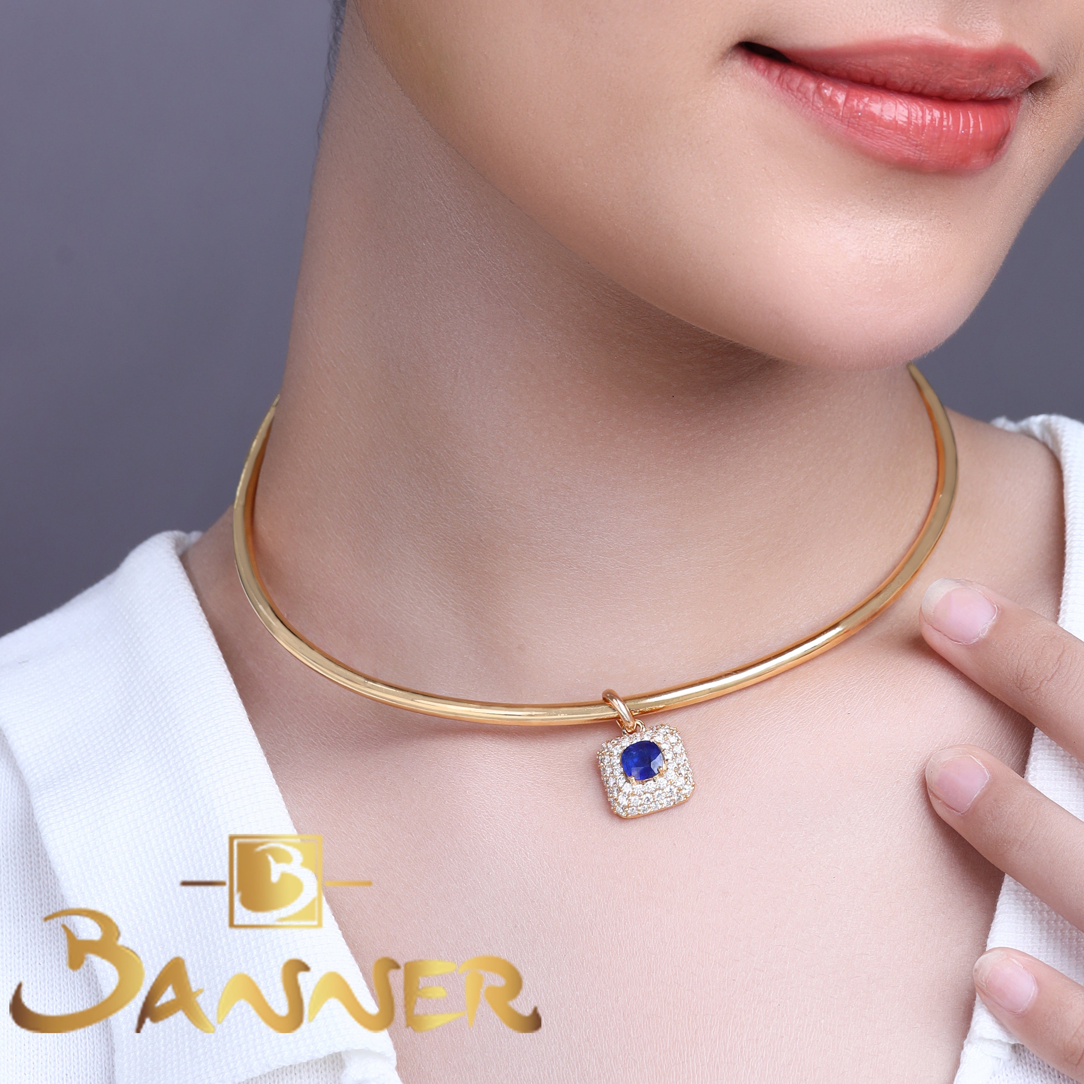 18k Yellow Gold Hard Necklace