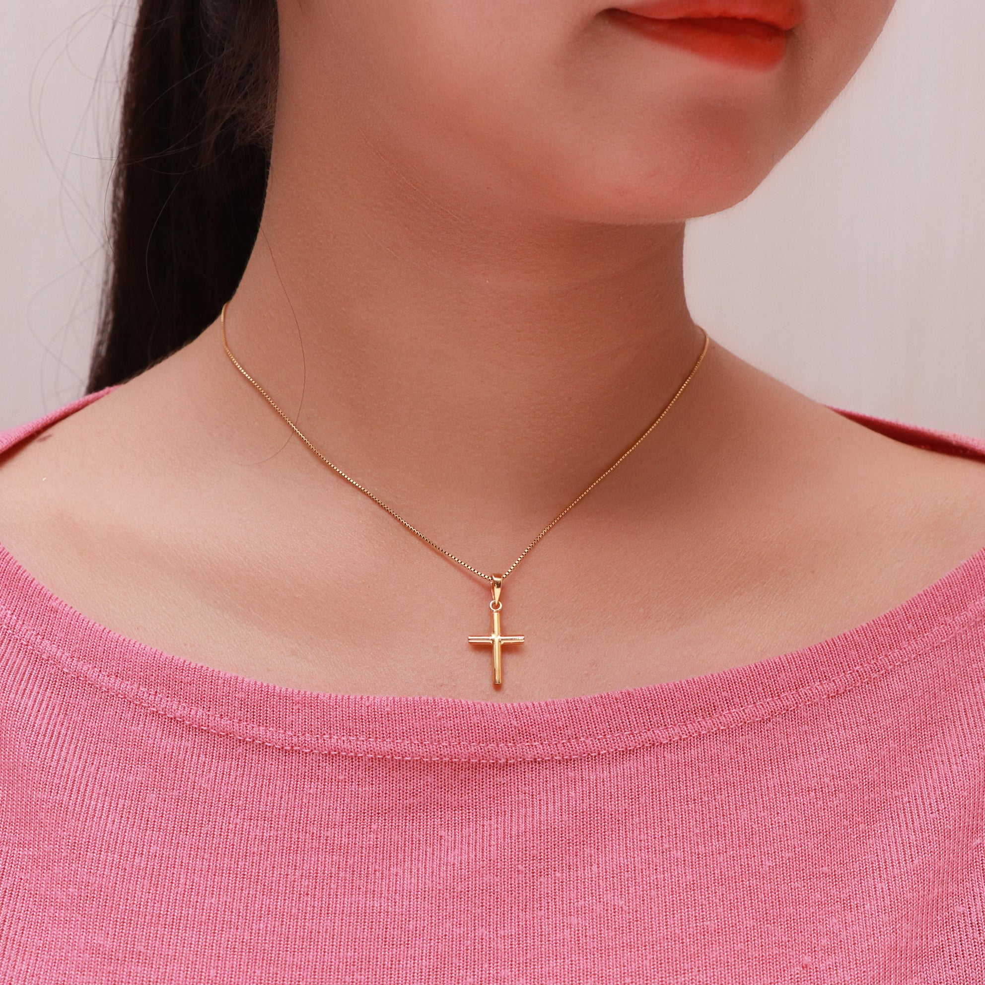 18k Gold Cross Pendant