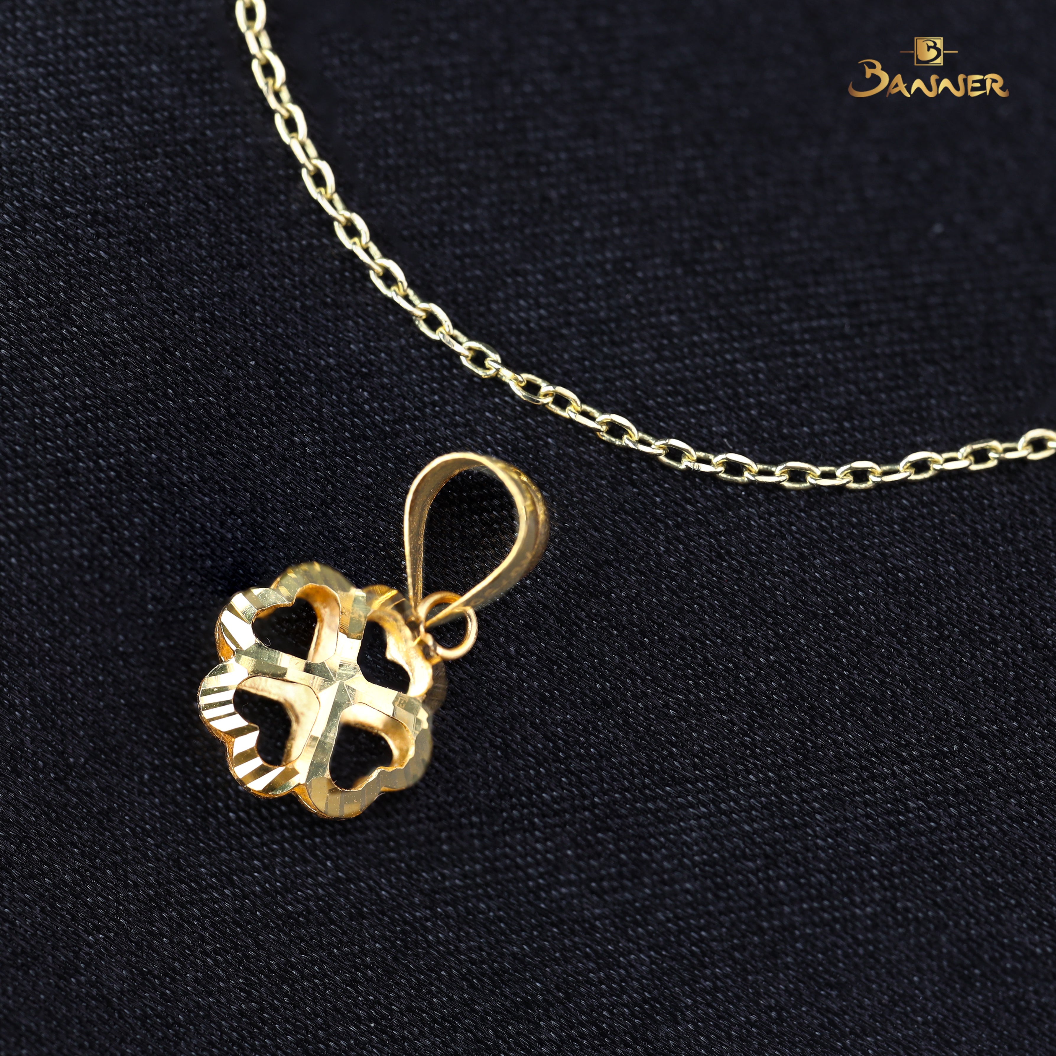 18K Yellow Gold Pendant