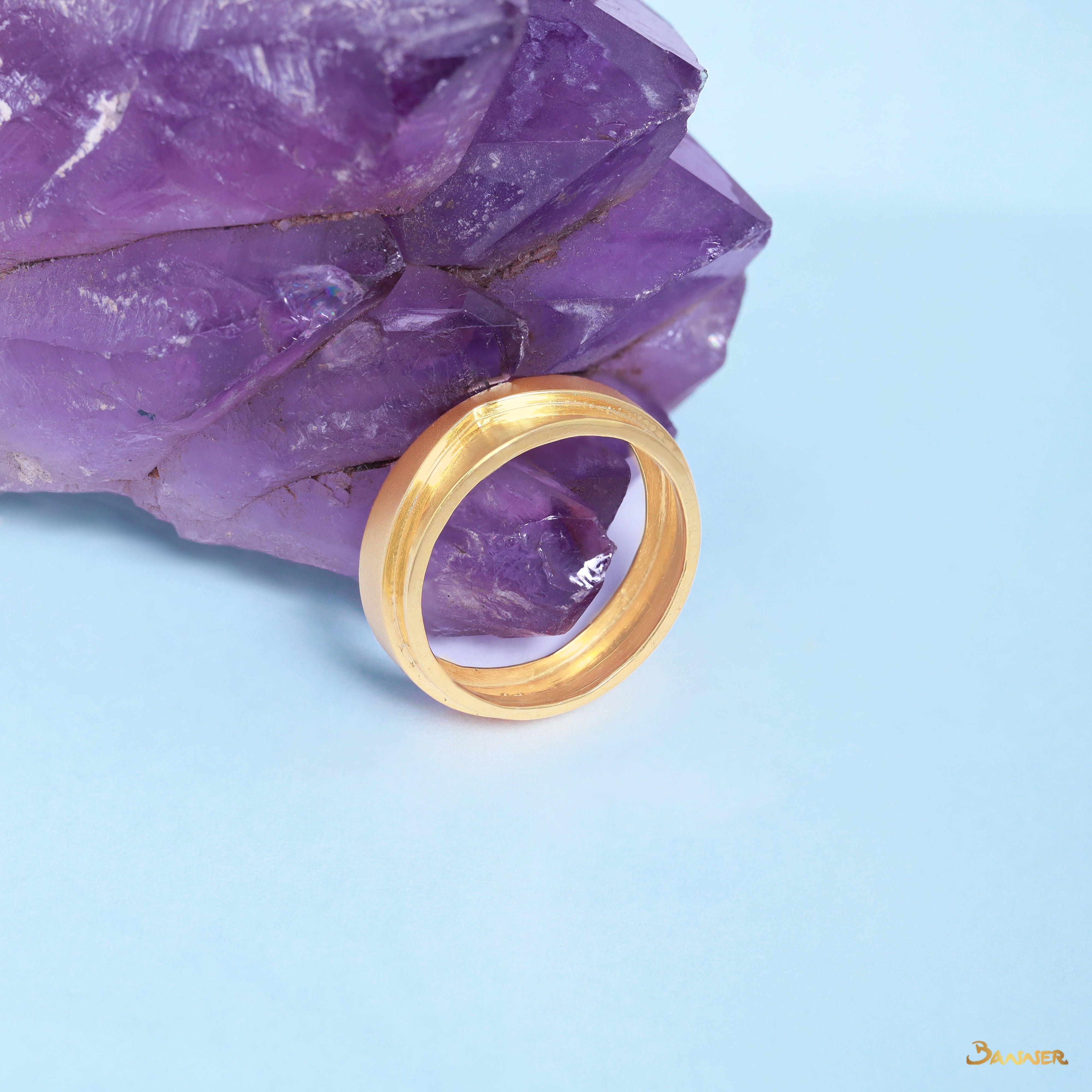 18k Yellow Gold V-Shape Ring