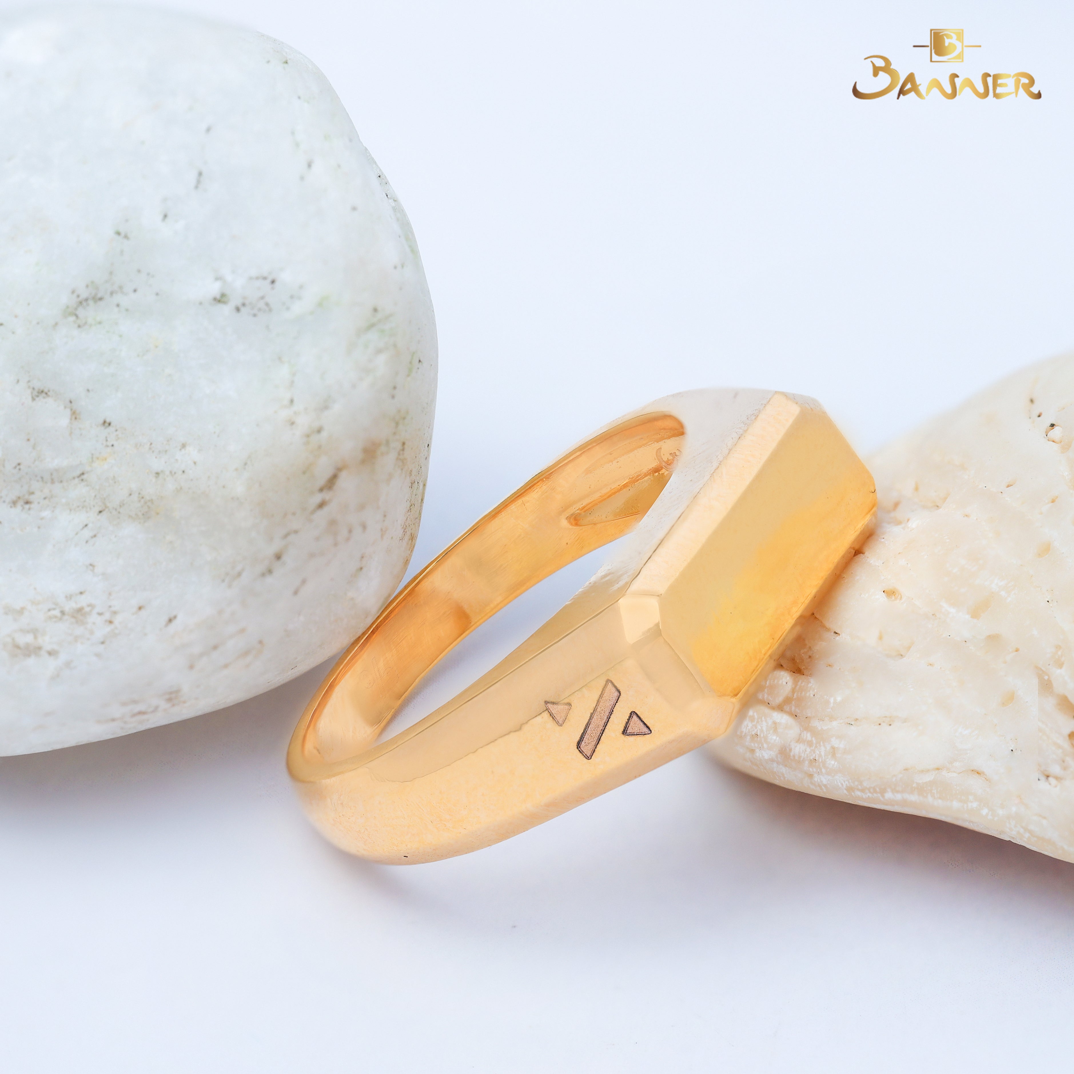 18K Yellow Gold Bar Ring