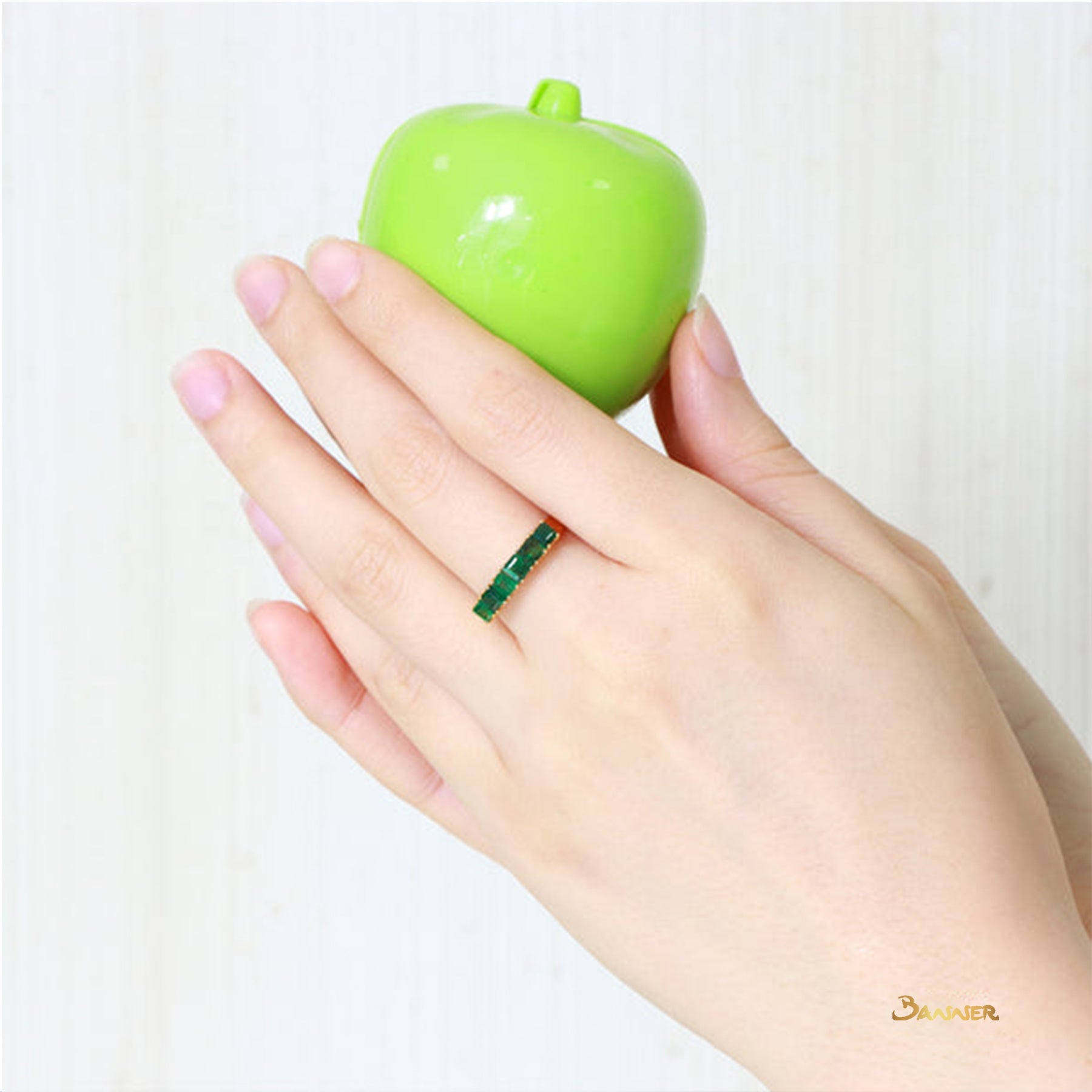 Emerald Pave Setting Ring