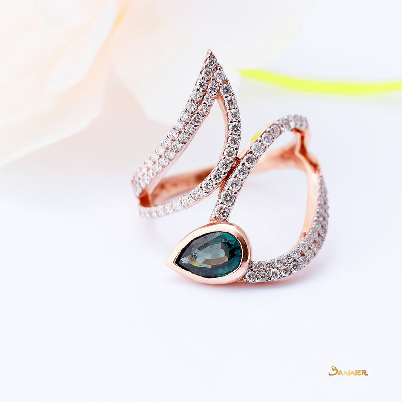 Green Sapphire and Diamond Kanote Ring