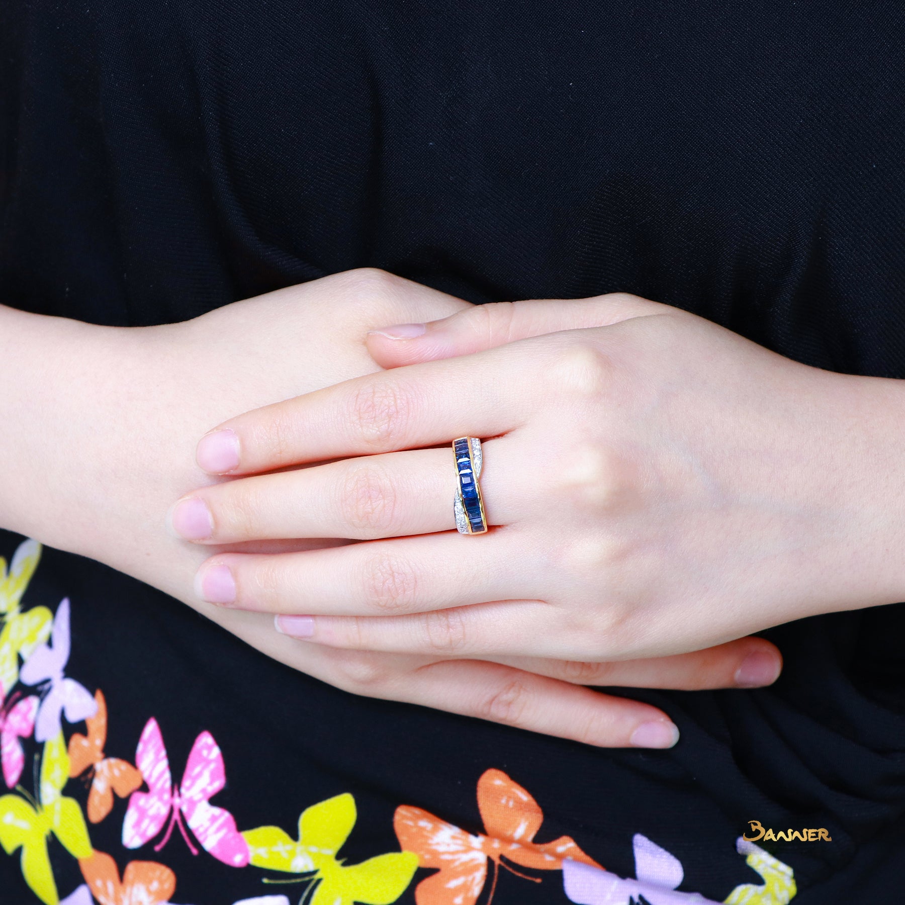 Emerald-cut Sapphire and Diamond Infinity Ring