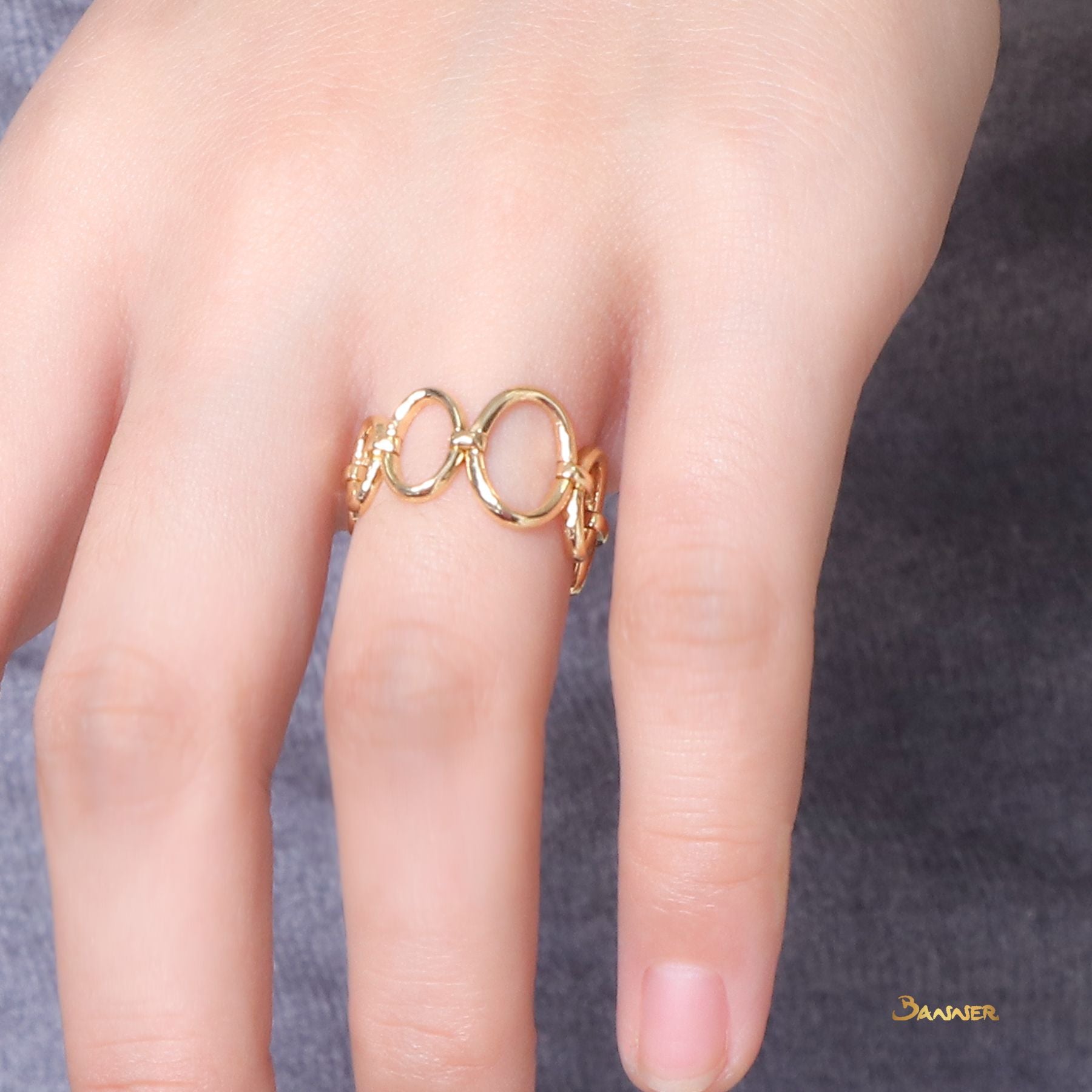 18k Yellow Gold Link Ring